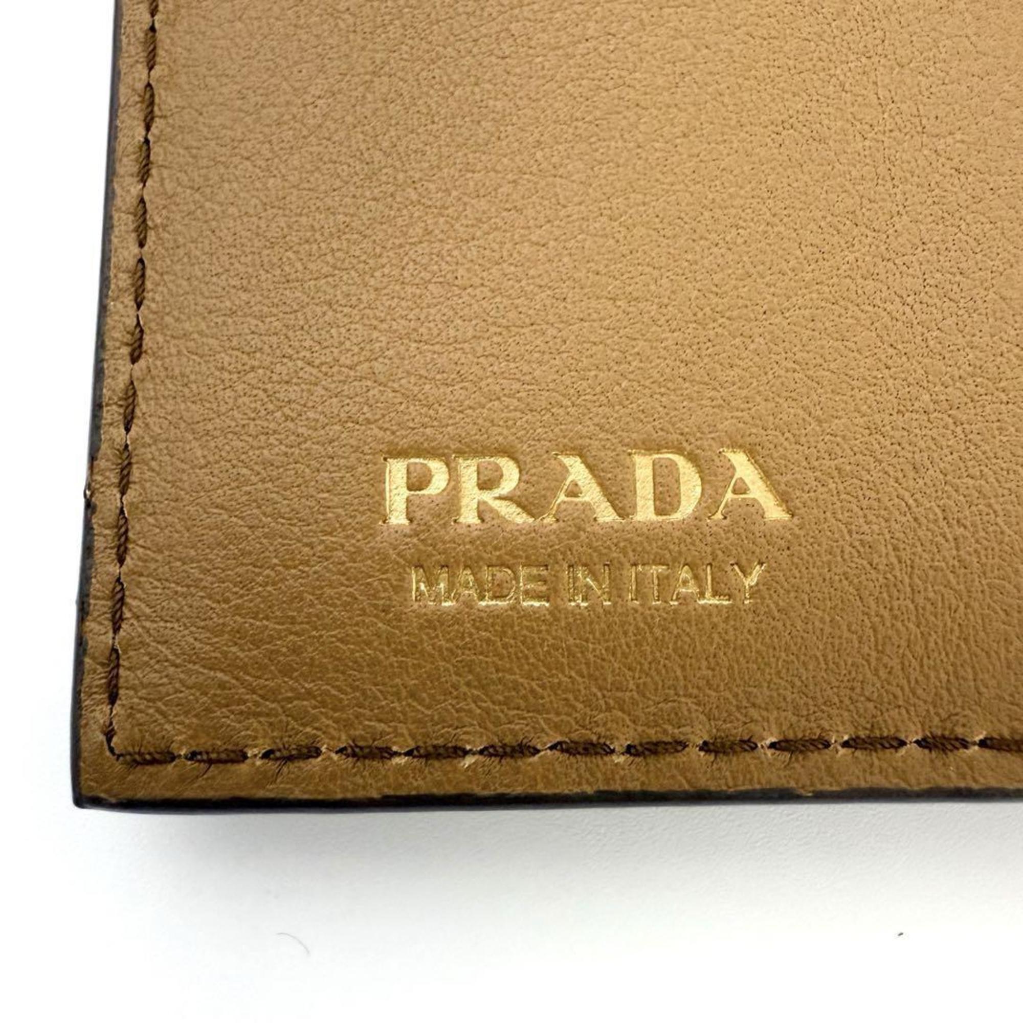 Prada Leather Wallet (Bi-Fold) (Pre-Owned)