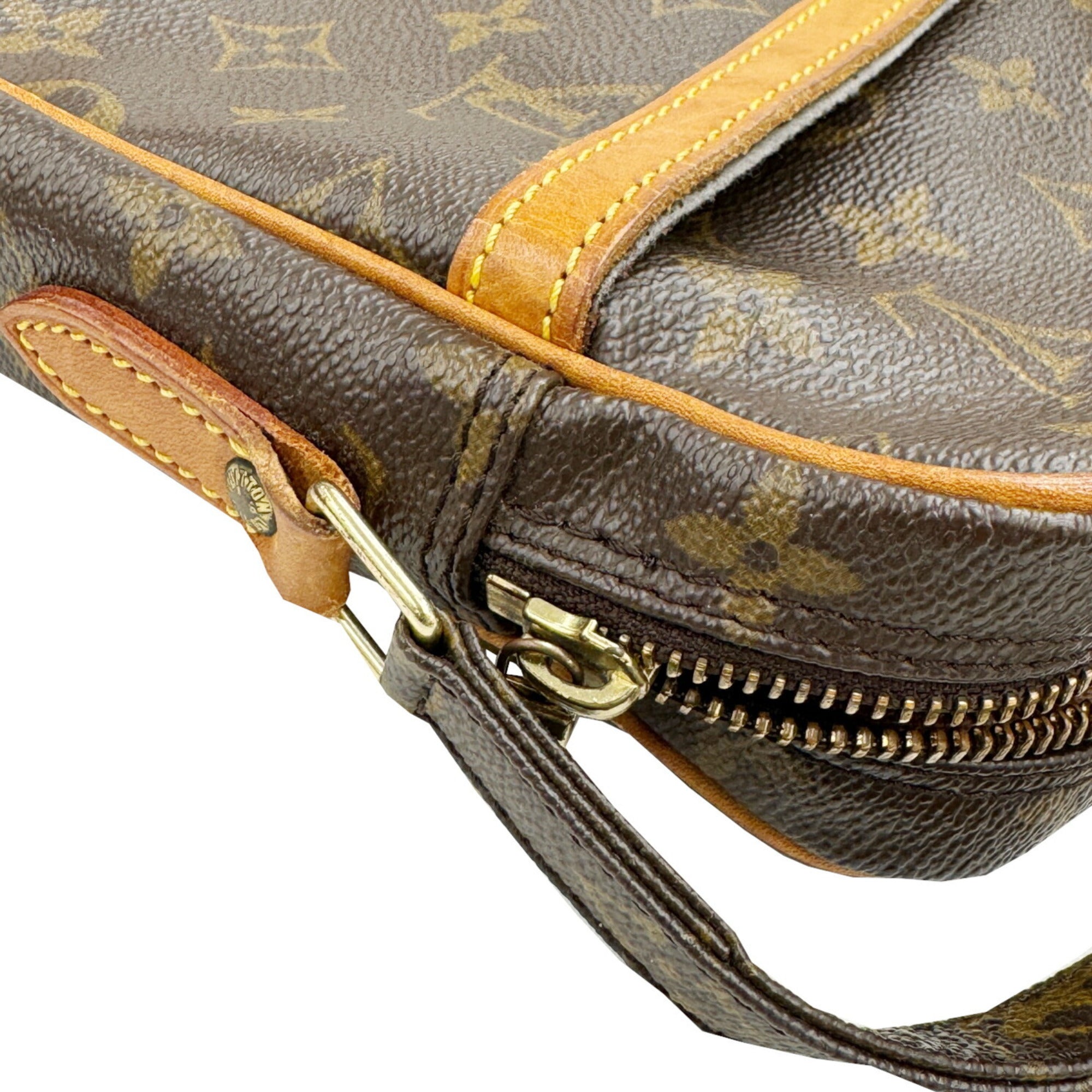 Louis Vuitton Brown Monogram Shoulder Bag (Pre-Owned)