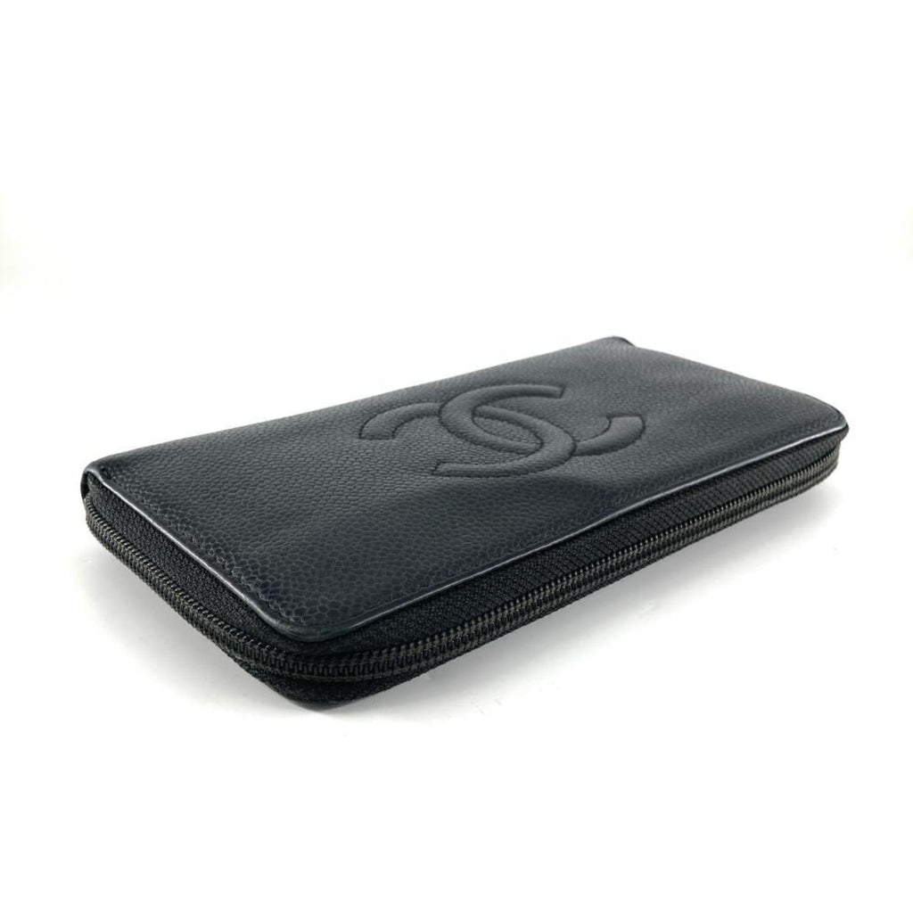 Chanel Black Leather Long Wallet (Bi-Fold) (Pre-Owned)