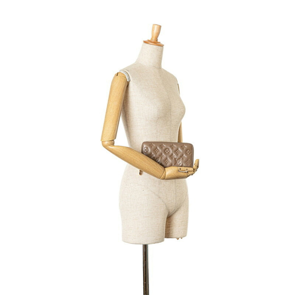 Louis Vuitton Beige Taupe Leather Coin Purse/Coin Case (Pre-Owned)