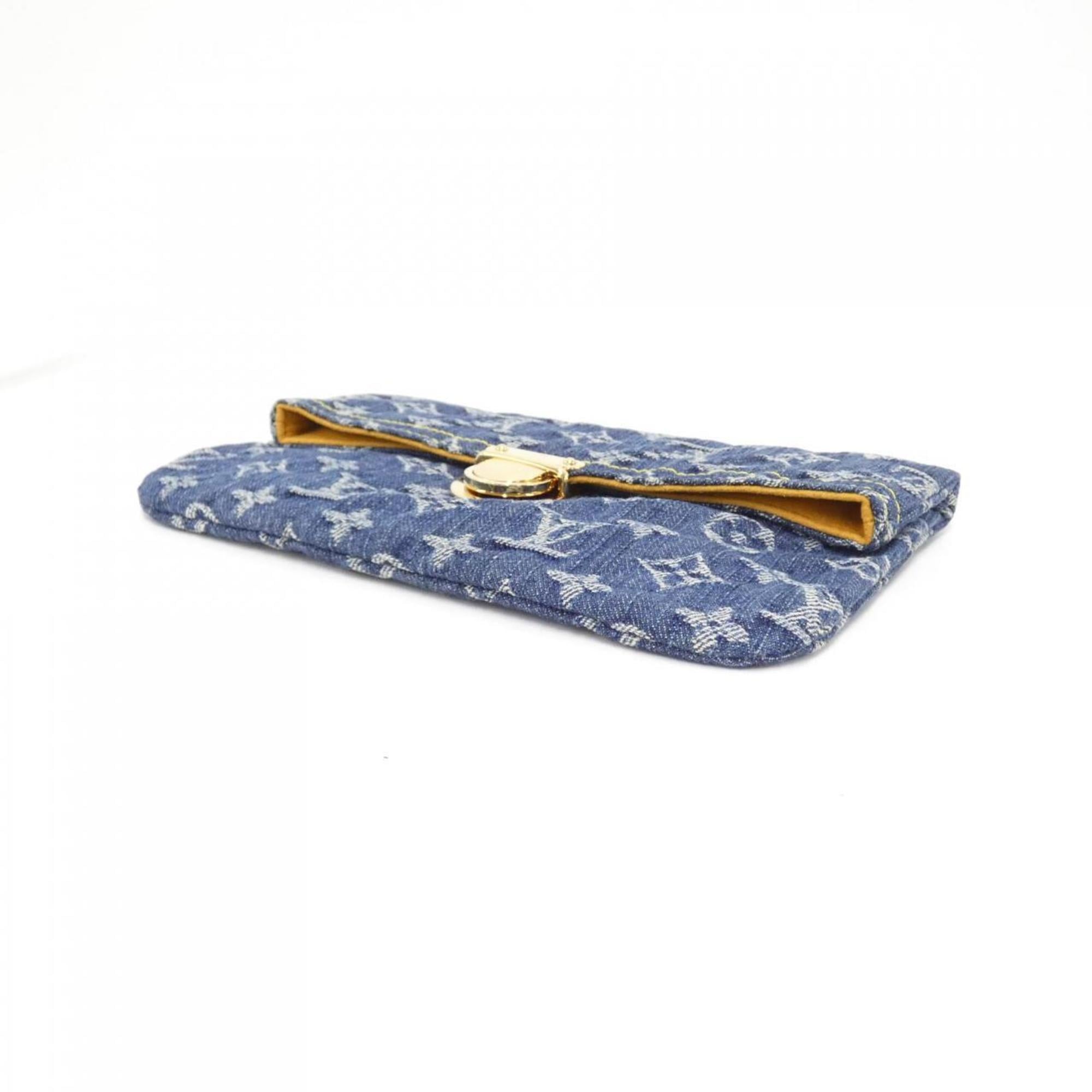 Louis Vuitton Blue Monogram Denim Pouch (Pre-Owned)