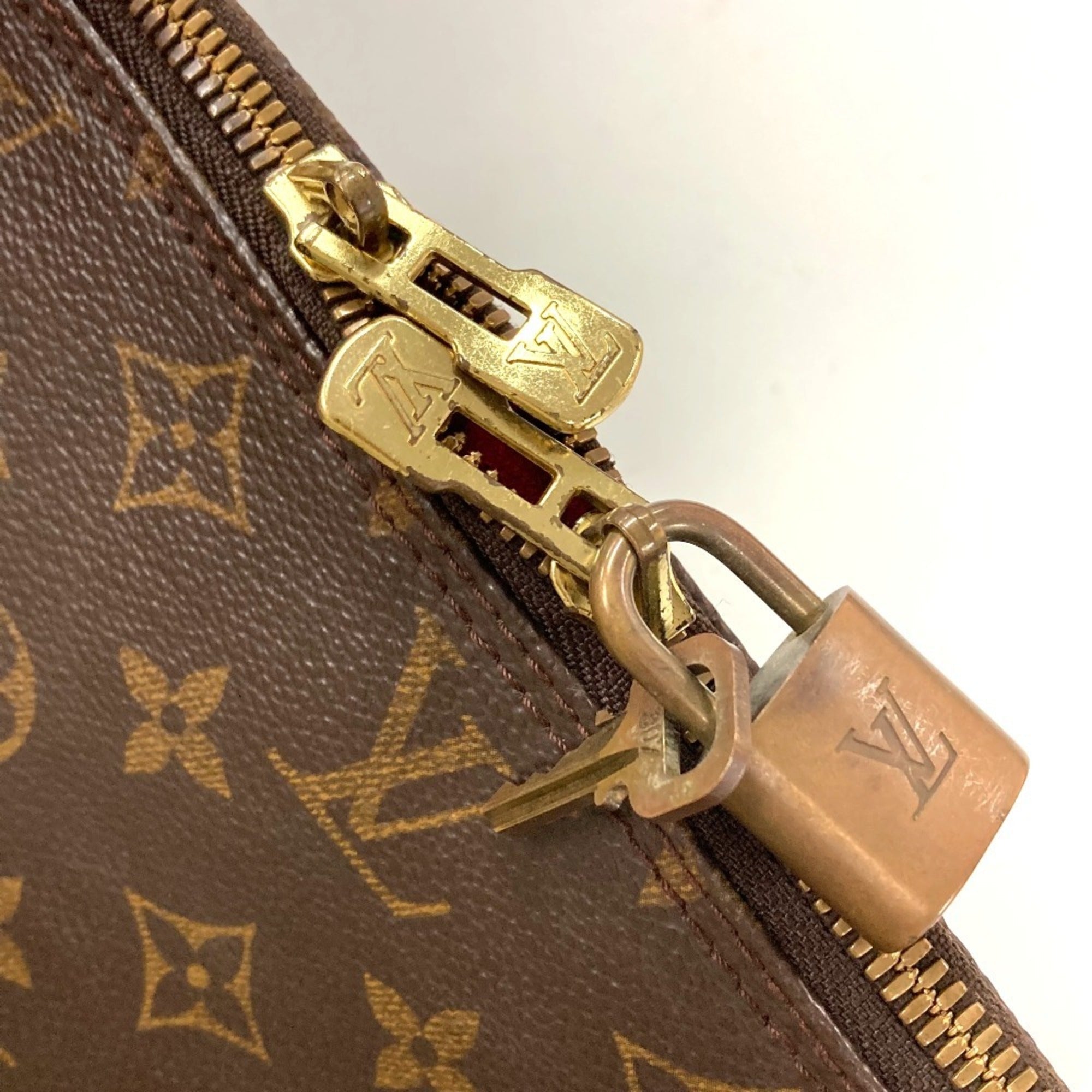 Louis Vuitton Monogram Brown Monogram Shoulder Bag (Pre-Owned)