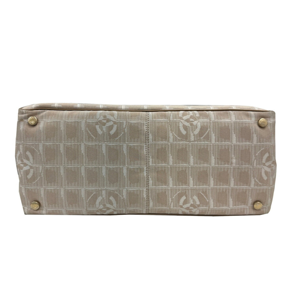Chanel Beige New Travel Line Tote Bag (Pre-Owned)