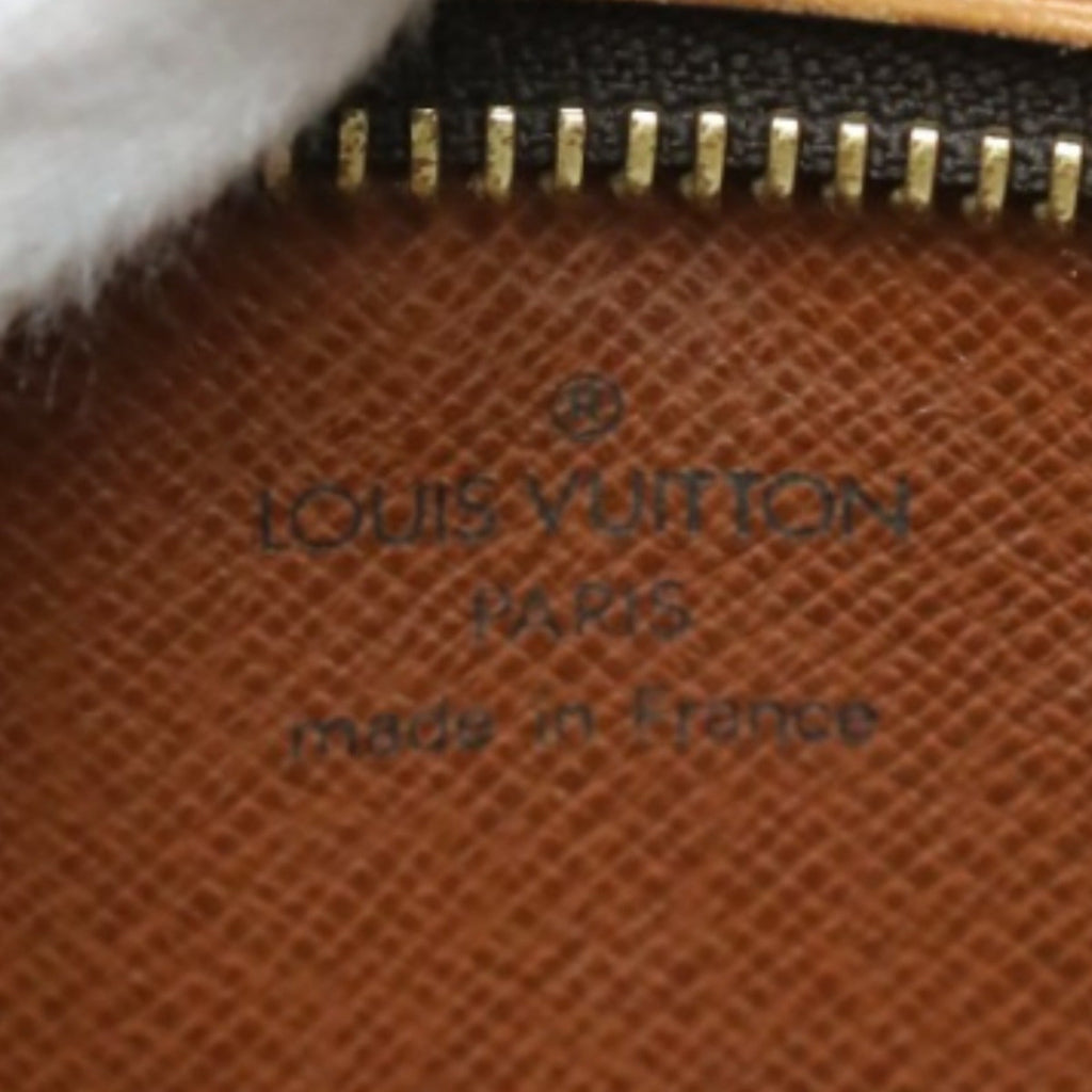 Louis Vuitton Brown Monogram Monogram Shoulder Bag (Pre-Owned)