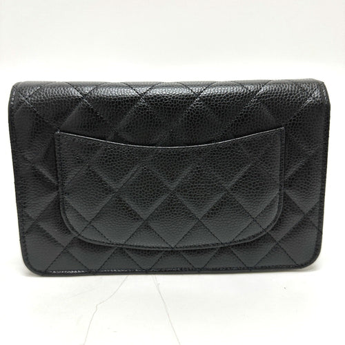 Chanel Black Caviar Leather Shoulder Bag (Pre-Owned)