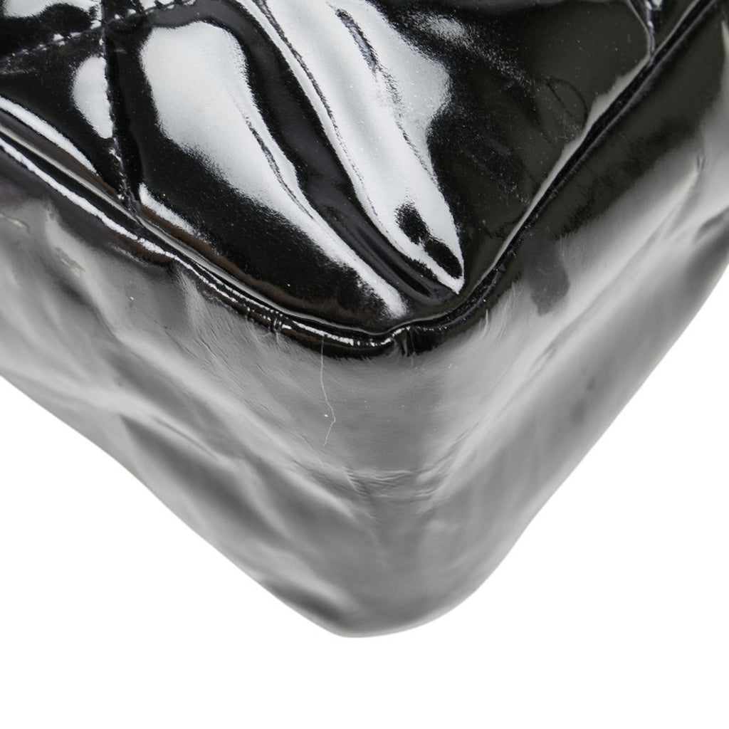 Chanel Black Patent Leather Shoulder Bag (Pre-Owned)