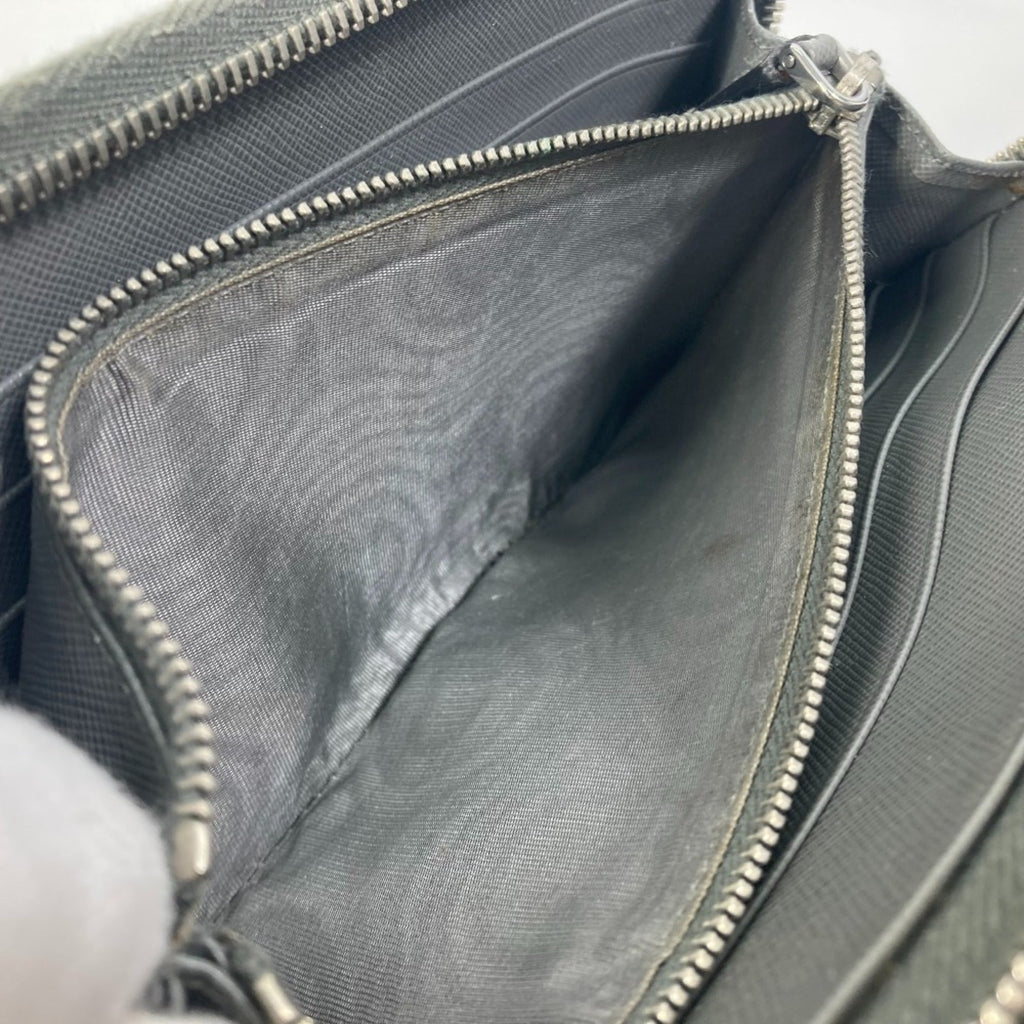 Prada Gray Other Long Wallet (Bi-Fold) (Pre-Owned)