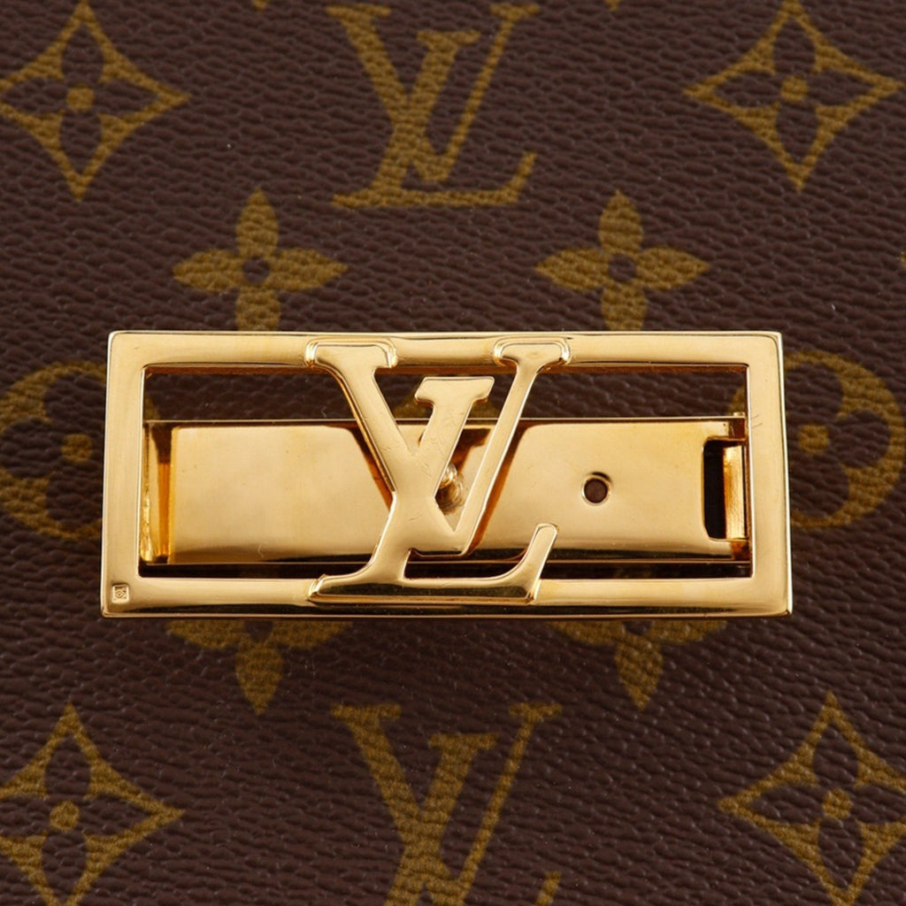 Louis Vuitton Brown Monogram Monogram Shoulder Bag (Pre-Owned)