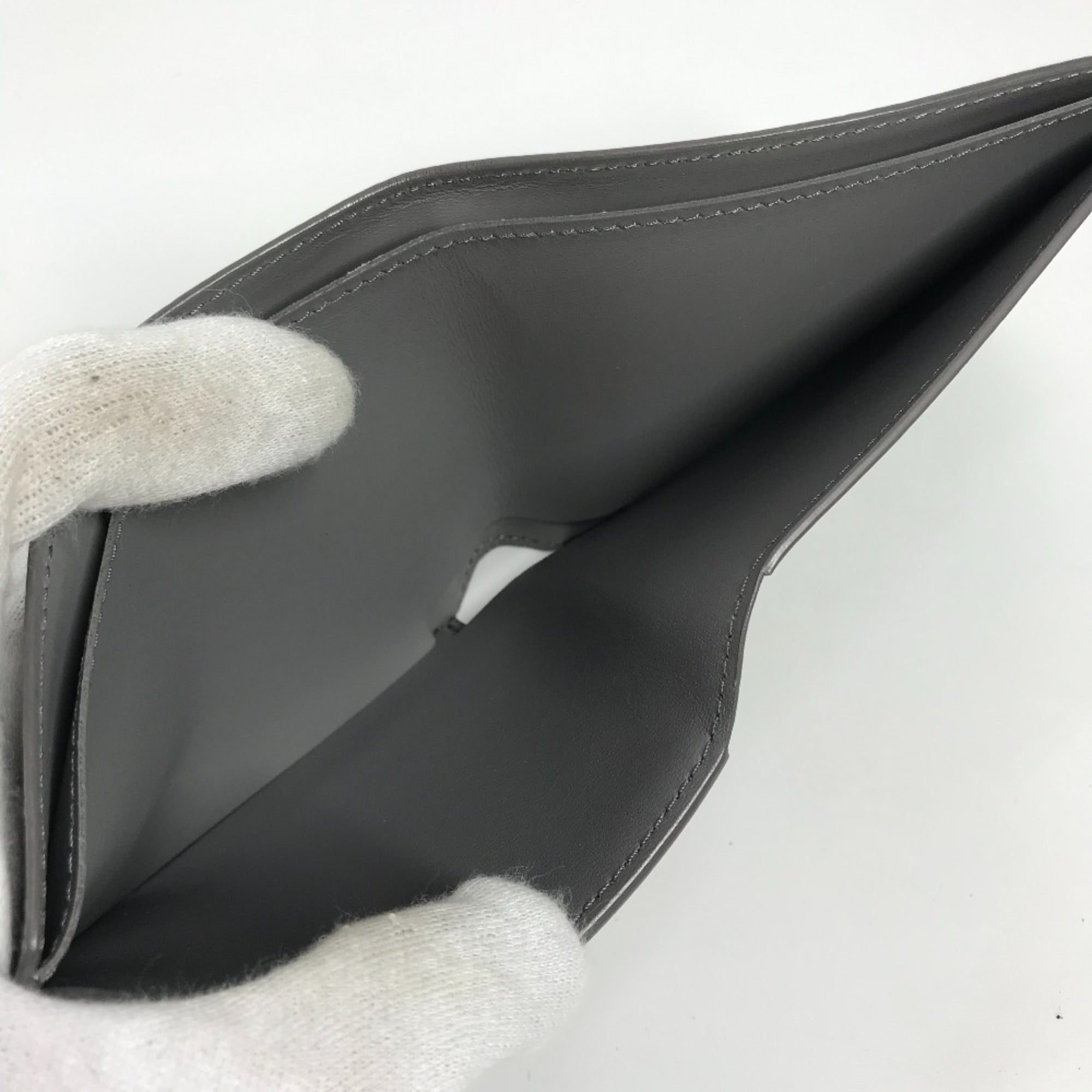 Louis Vuitton Gray Leather Wallet (Bi-Fold) (Pre-Owned)