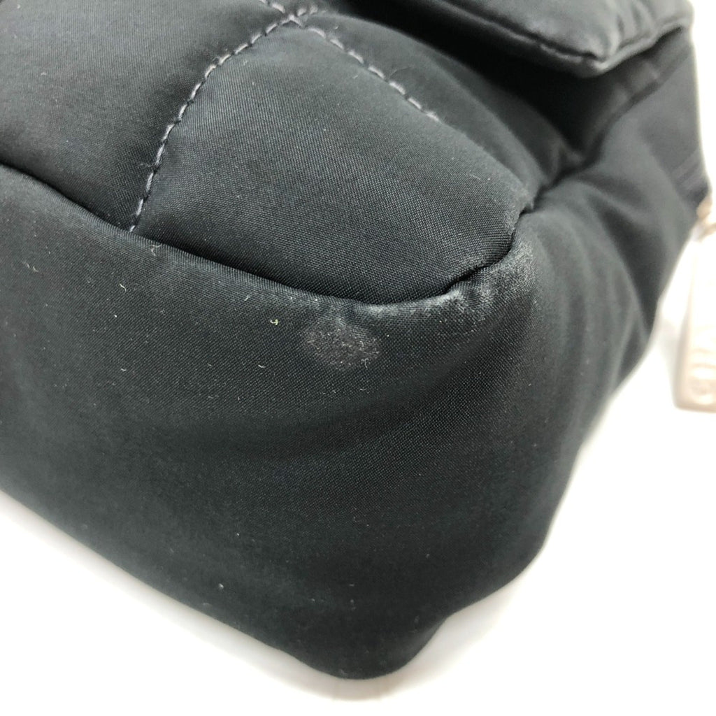 Chanel Black Cloth Shoulder Bag (Pre-Owned)