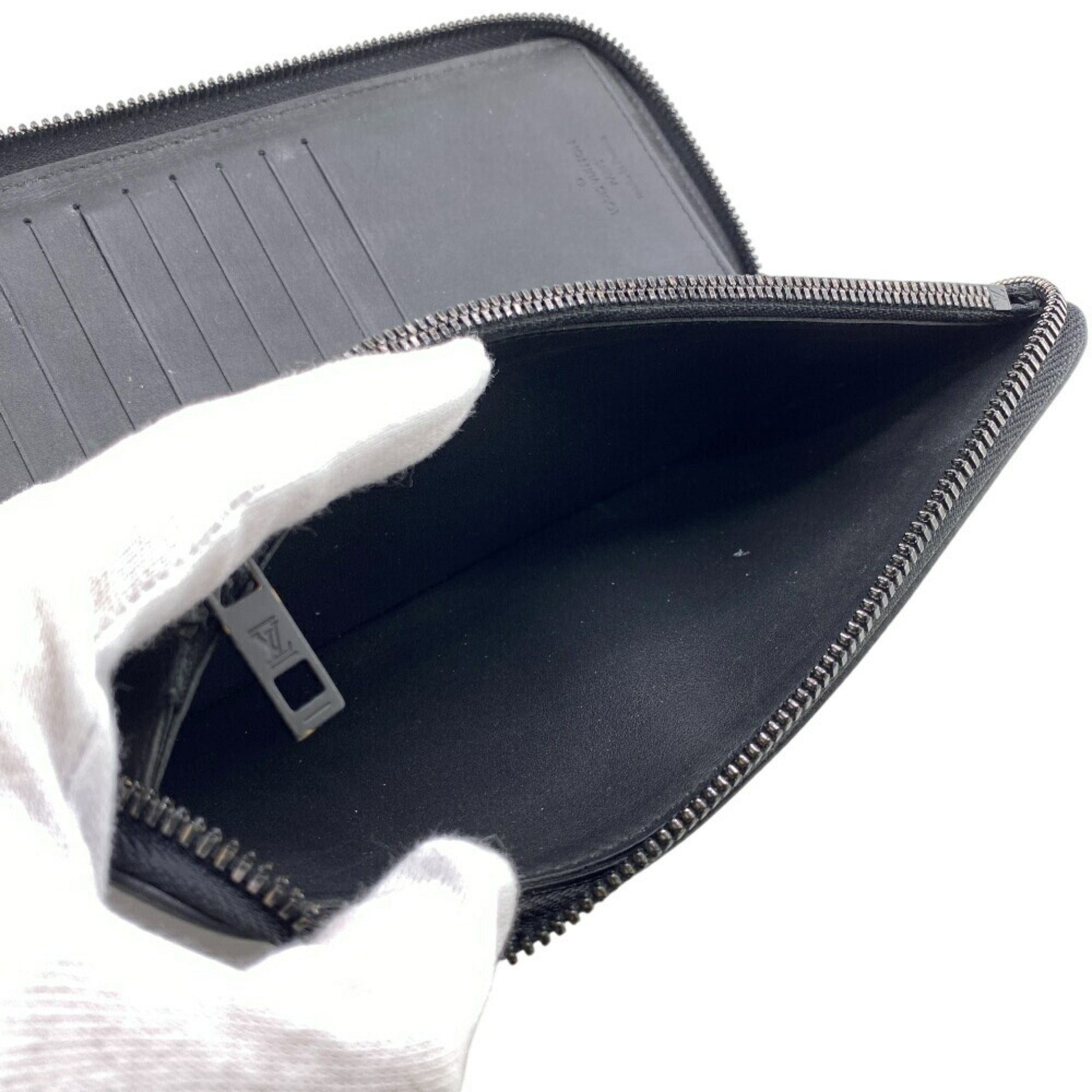 Louis Vuitton Black Leather Long Wallet (Bi-Fold) (Pre-Owned)