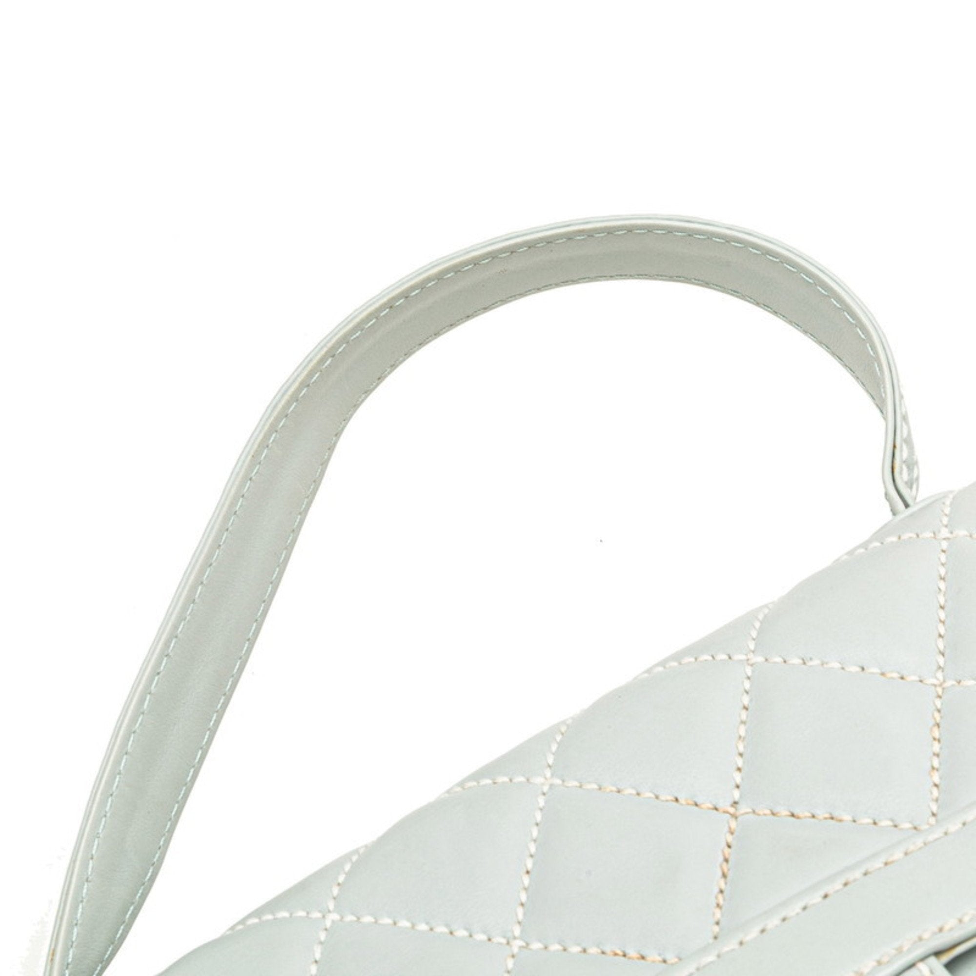Chanel Blue Leather Handbag (Pre-Owned)