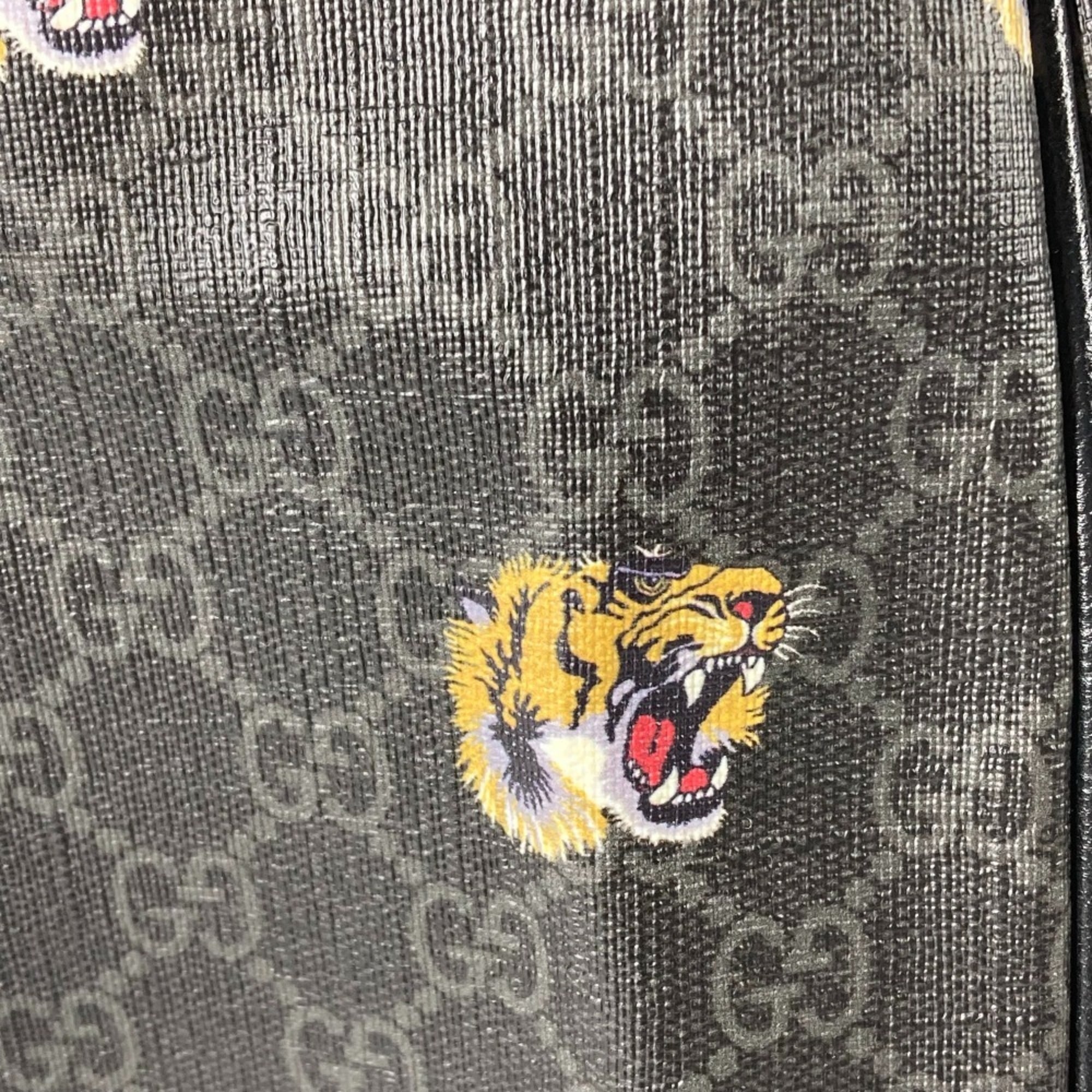 Gucci Black Gg Supreme Backpack (Pre-Owned)
