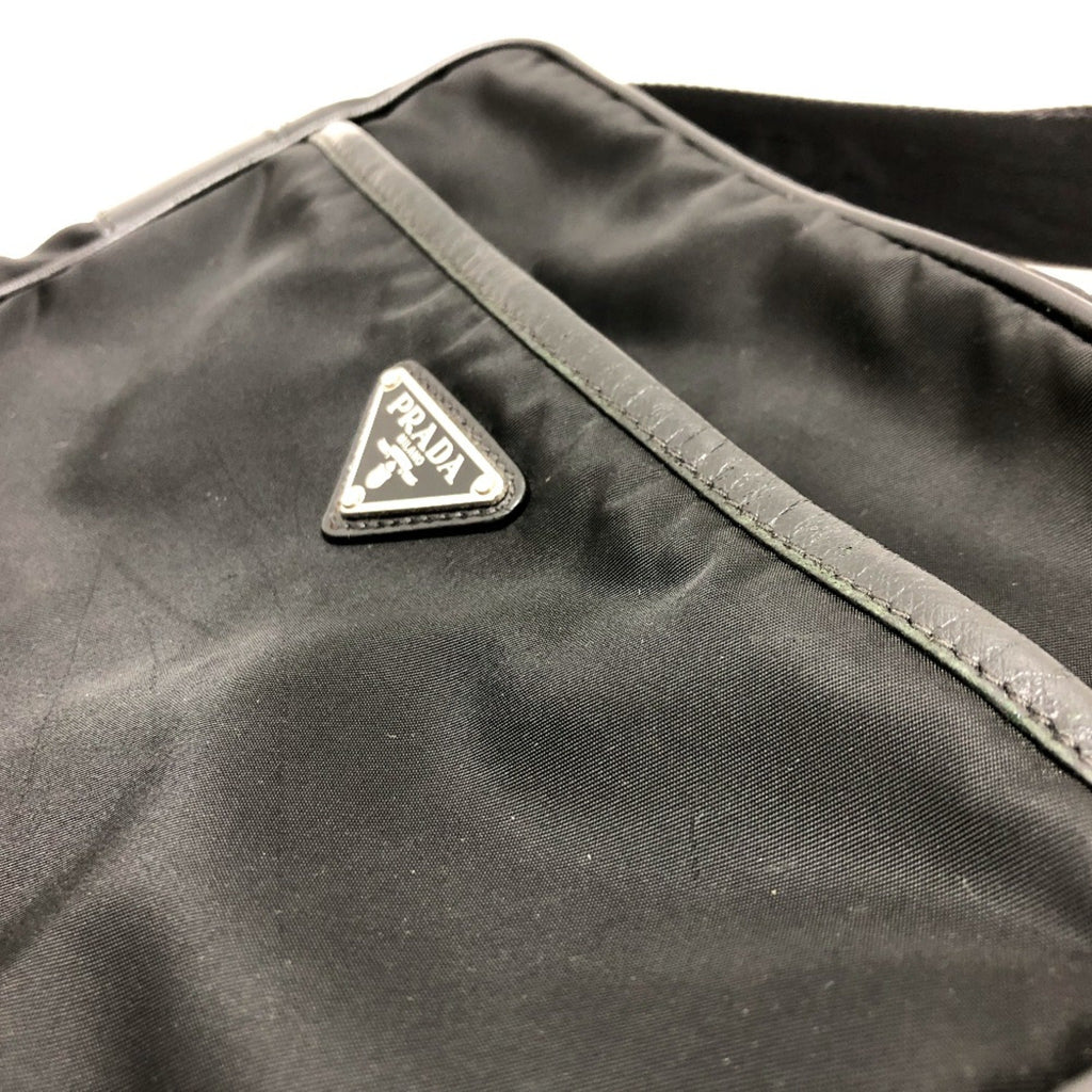 Prada Black Cloth Shoulder Bag (Pre-Owned)