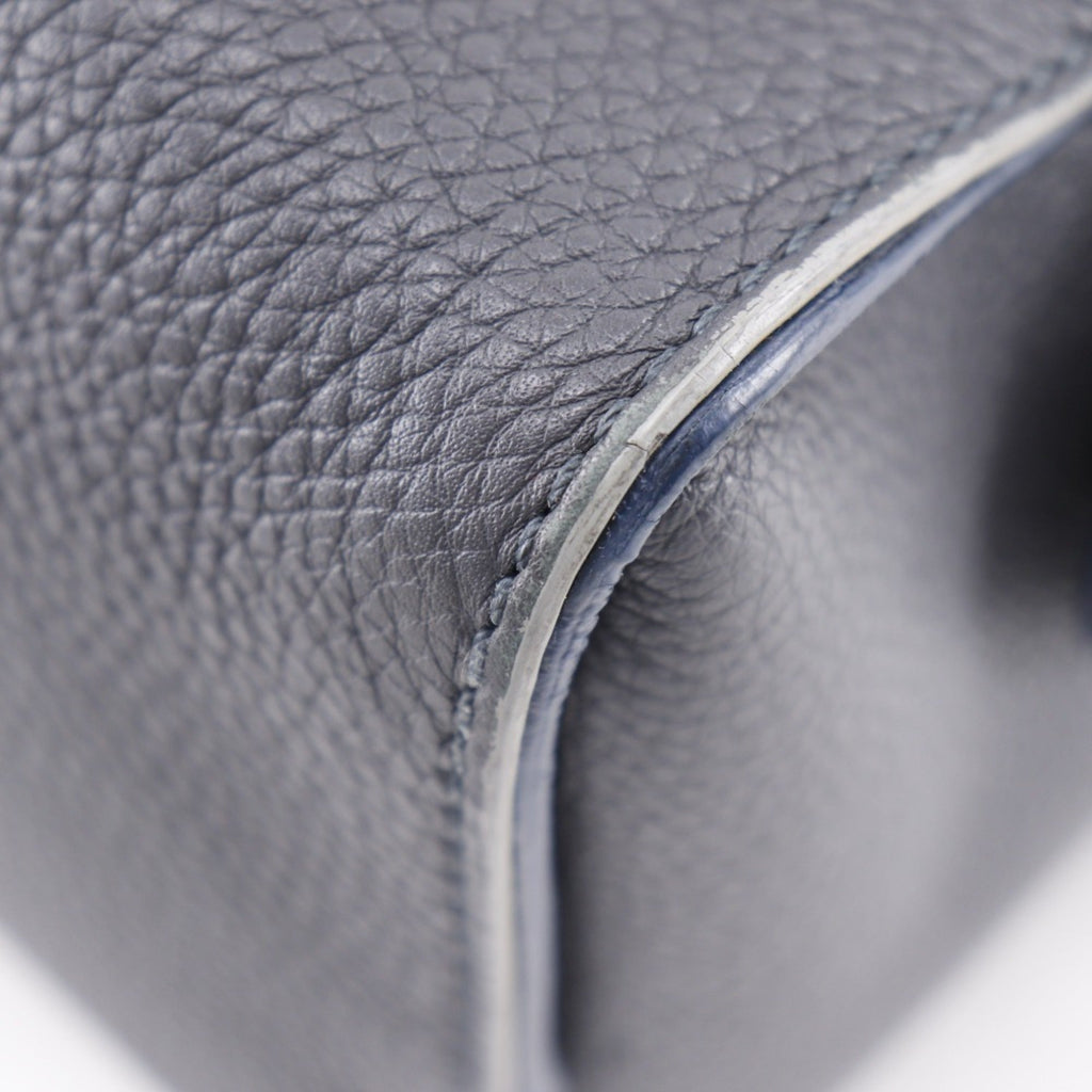 Fendi Gray Leather Handbag (Pre-Owned)