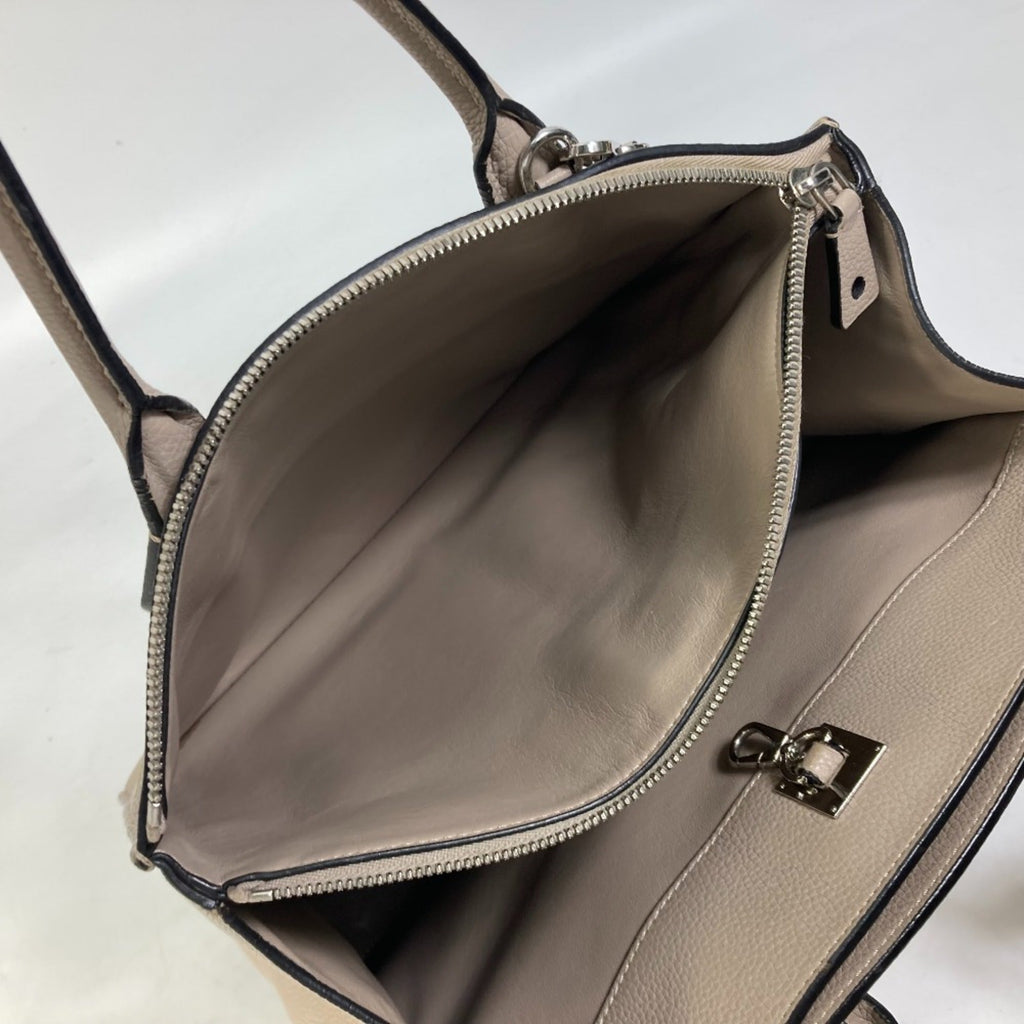 Louis Vuitton Gray Leather Handbag (Pre-Owned)
