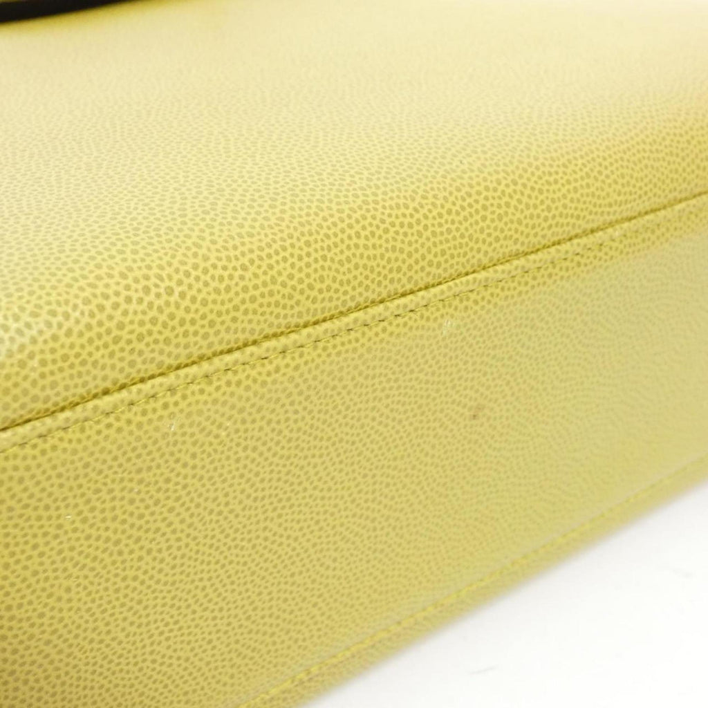 Chanel Green Grained Calfskin Handbag (Pre-Owned)