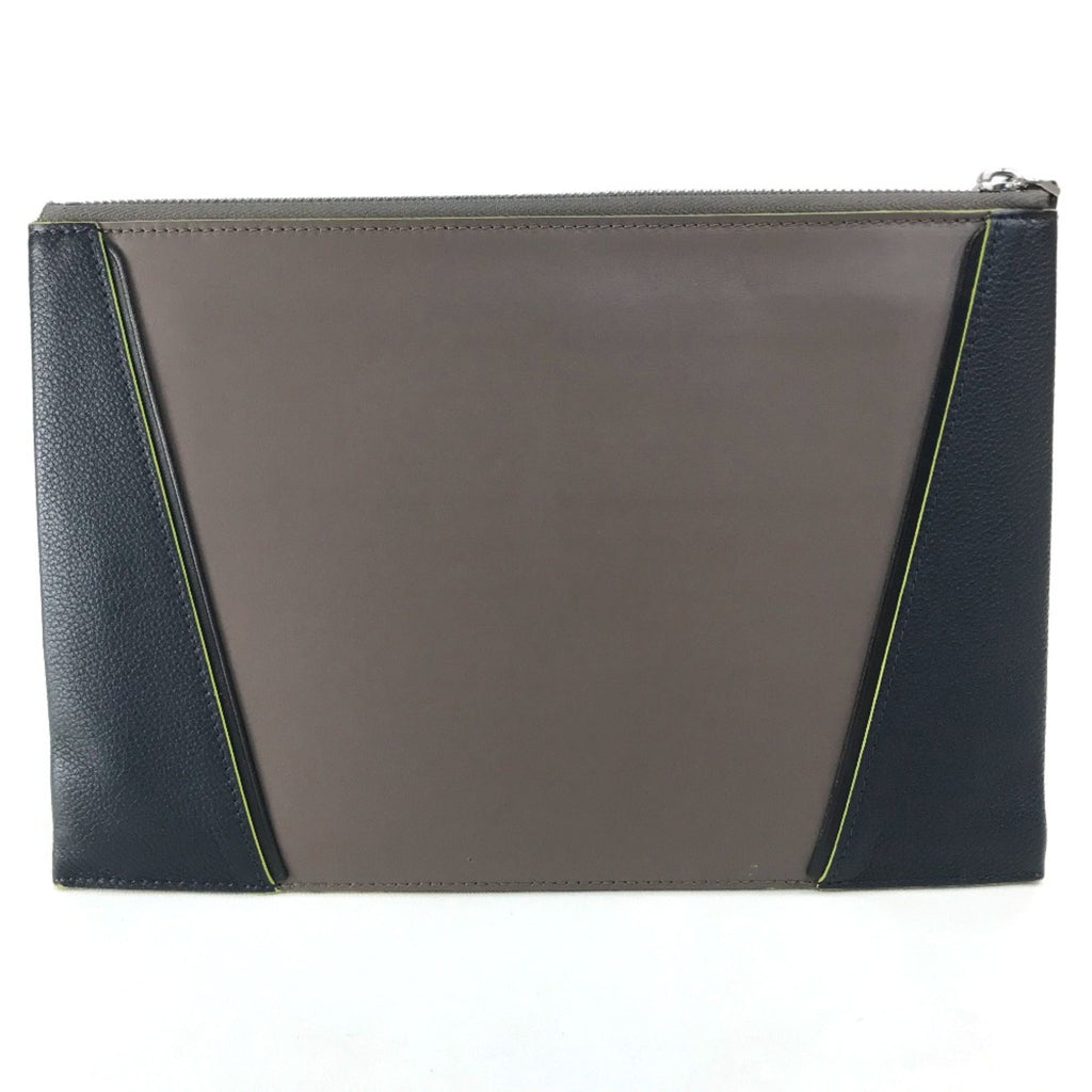 Louis Vuitton Gray Leather Clutch Bag (Pre-Owned)