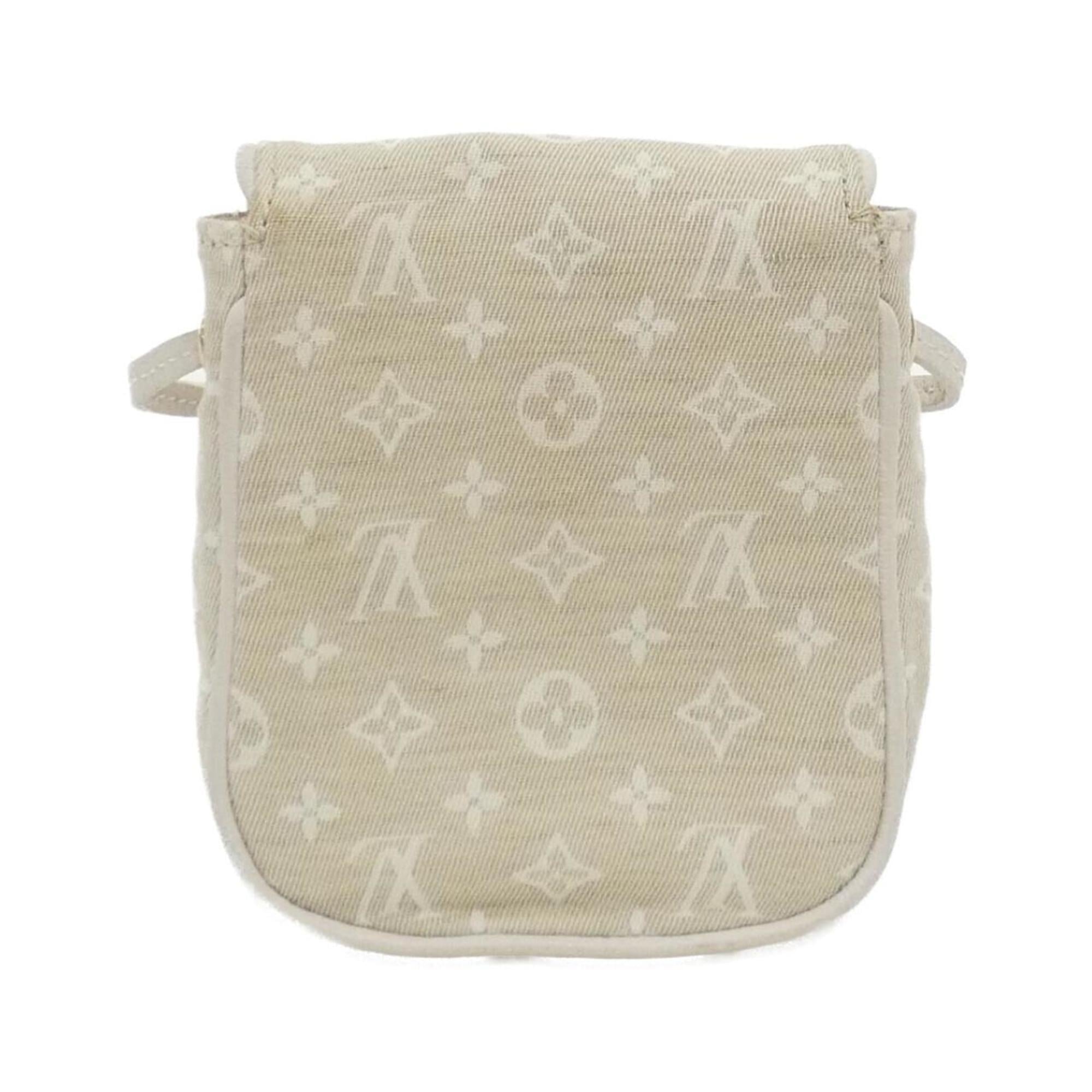 Louis Vuitton Ivory Canvas Handbag Pochette (Pre-Owned)