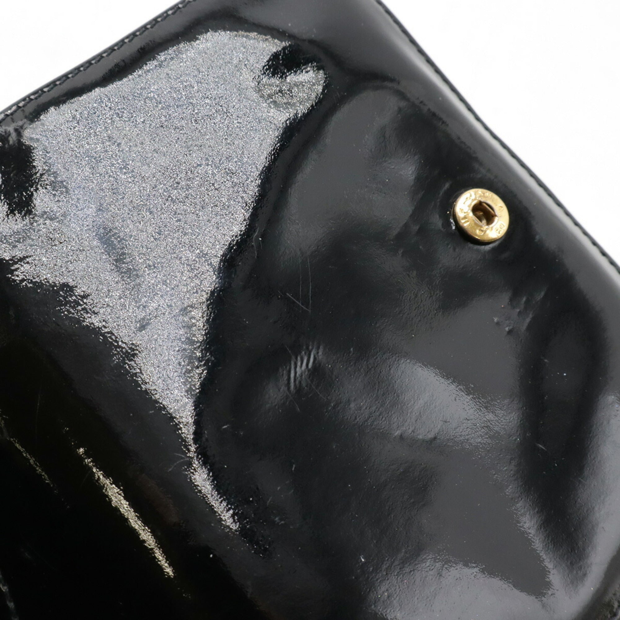 Chanel Black Patent Leather Wallet (Bi-Fold) (Pre-Owned)