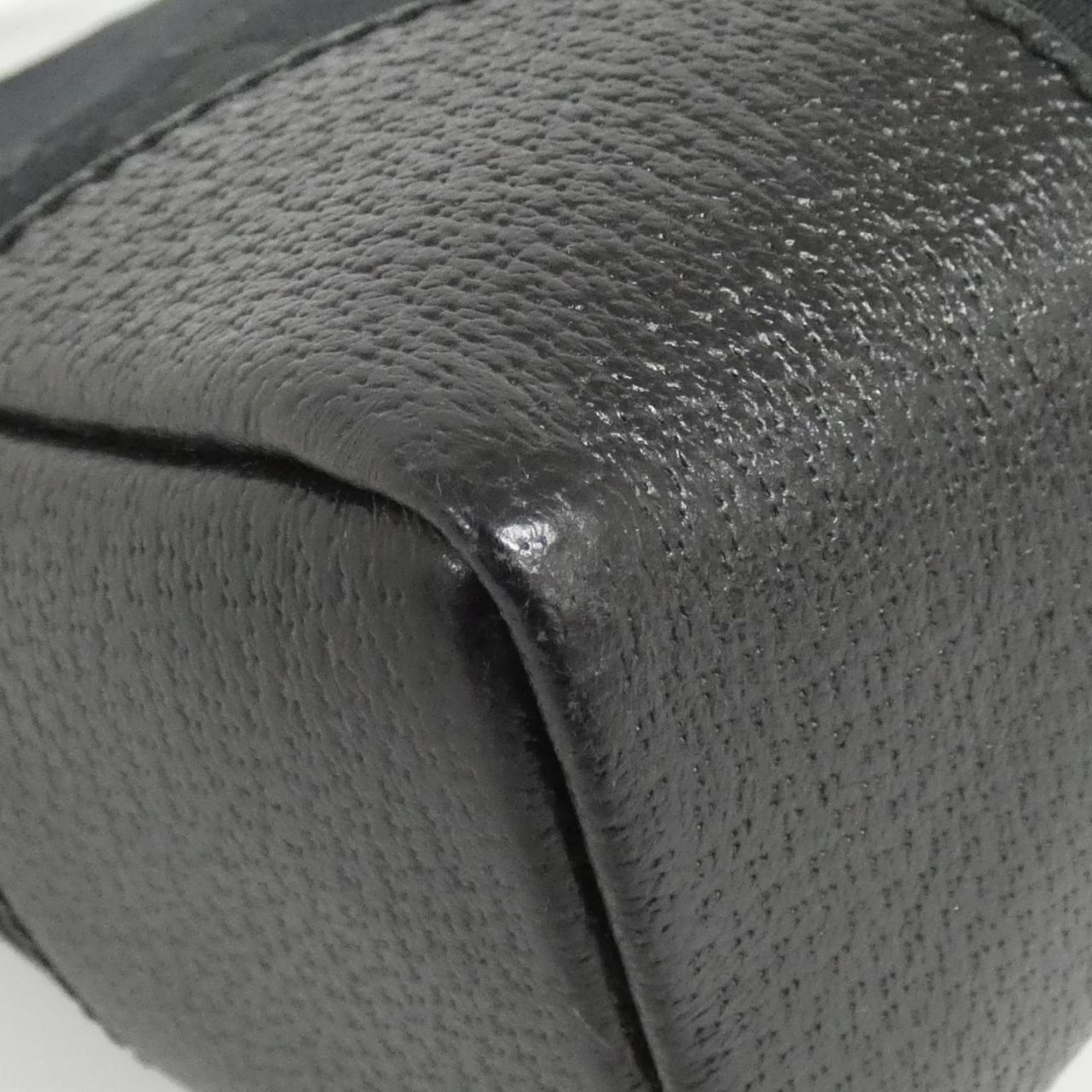 Gucci Black Gg Canvas Shoulder Bag (Pre-Owned)