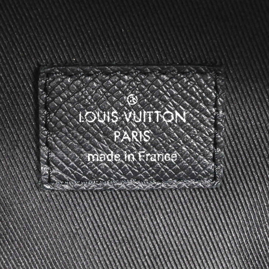 Louis Vuitton Taiga Black Taiga Leather Backpack (Pre-Owned)