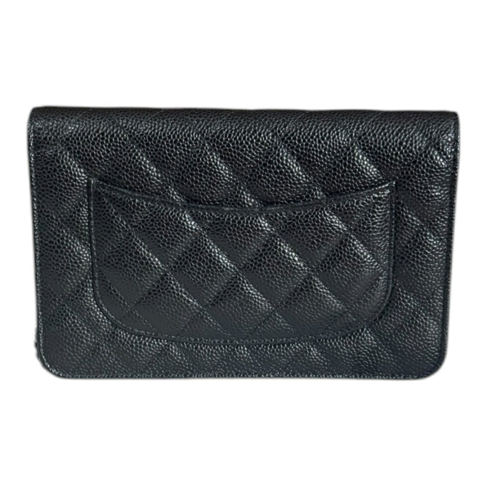 Chanel Black Grained Calfskin Shoulder Bag (Pre-Owned)
