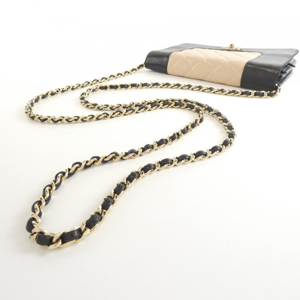 Chanel Beige Black Leather Chain/Shoulder Wallet (Pre-Owned)