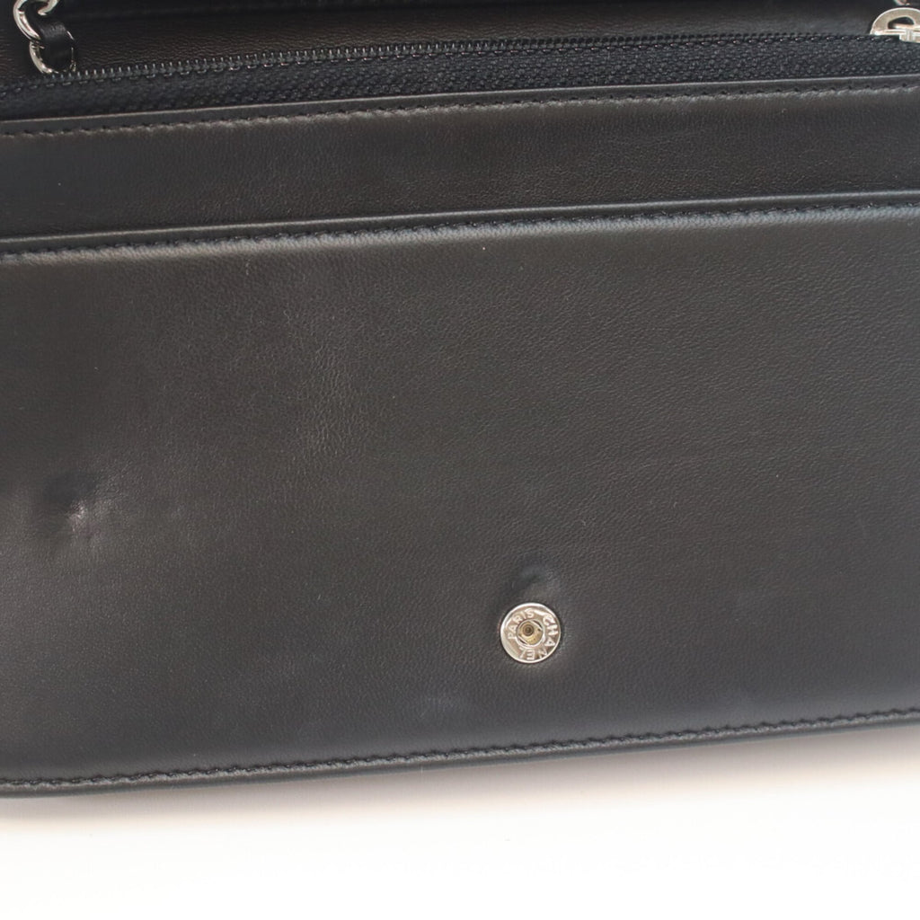 Chanel Black Blue Leather Shoulder Bag (Pre-Owned)