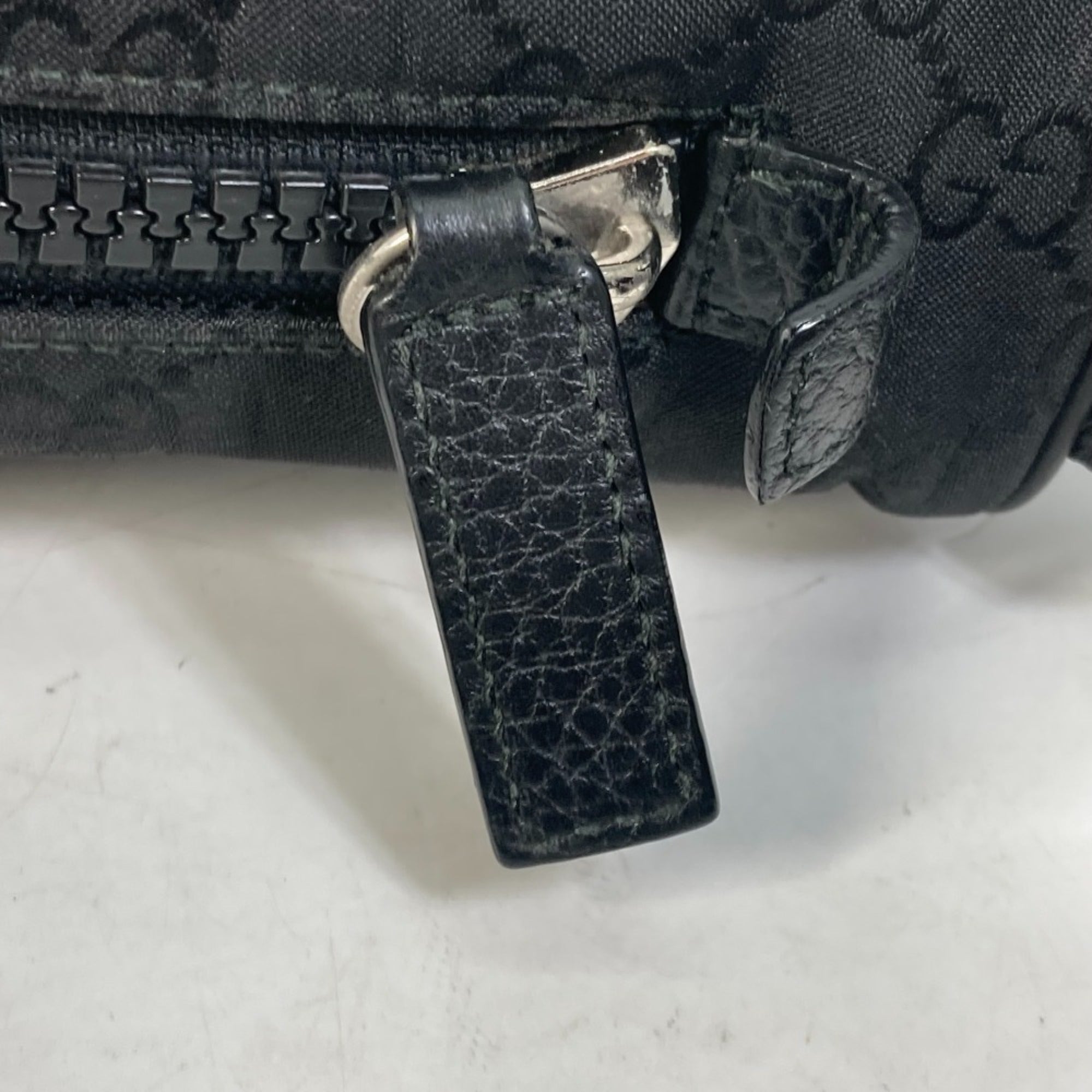 Gucci Black Nylon Fanny Pack (Pre-Owned)
