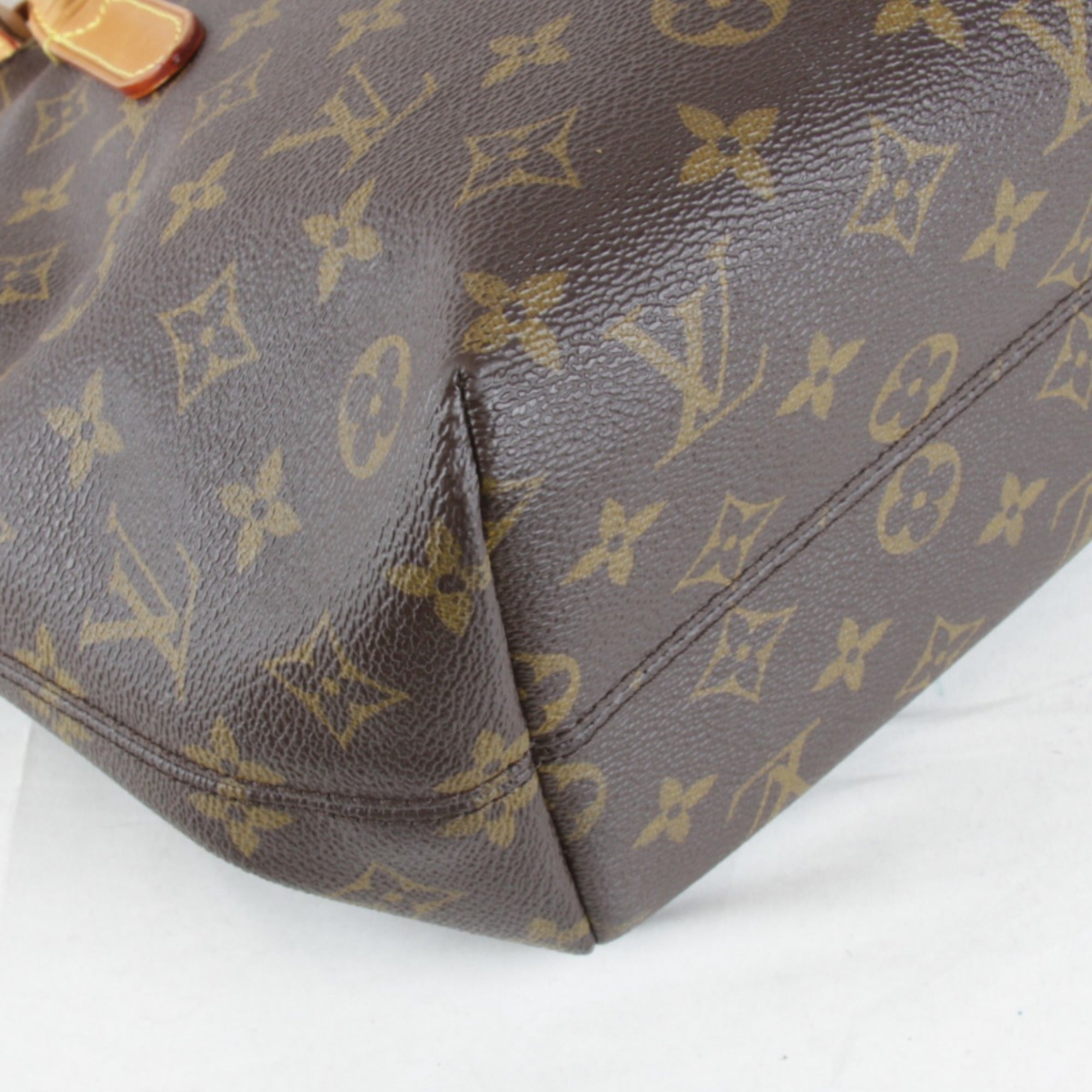 Louis Vuitton Brown Monogram Tote Bag (Pre-Owned)