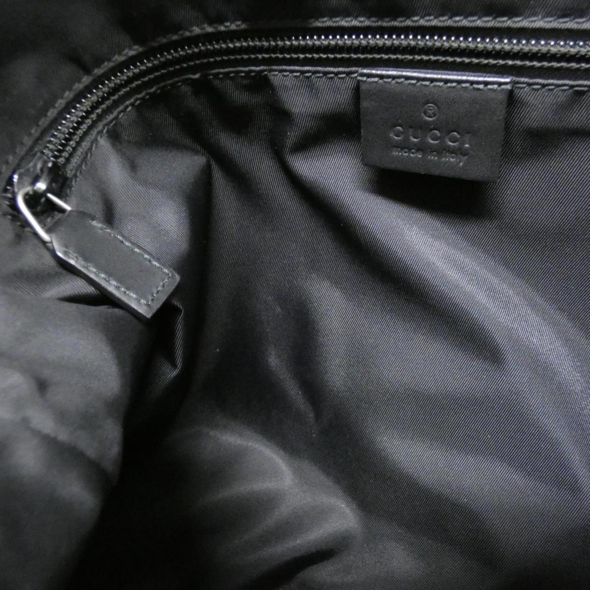 Gucci Beige Black Gg Supreme Shoulder Bag (Pre-Owned)