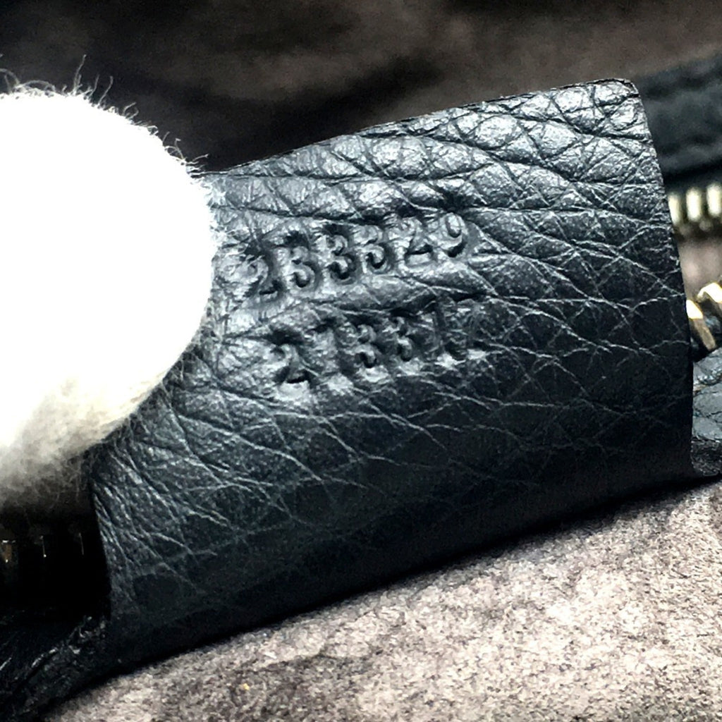 Gucci Dark Gray Leather Shoulder Bag (Pre-Owned)