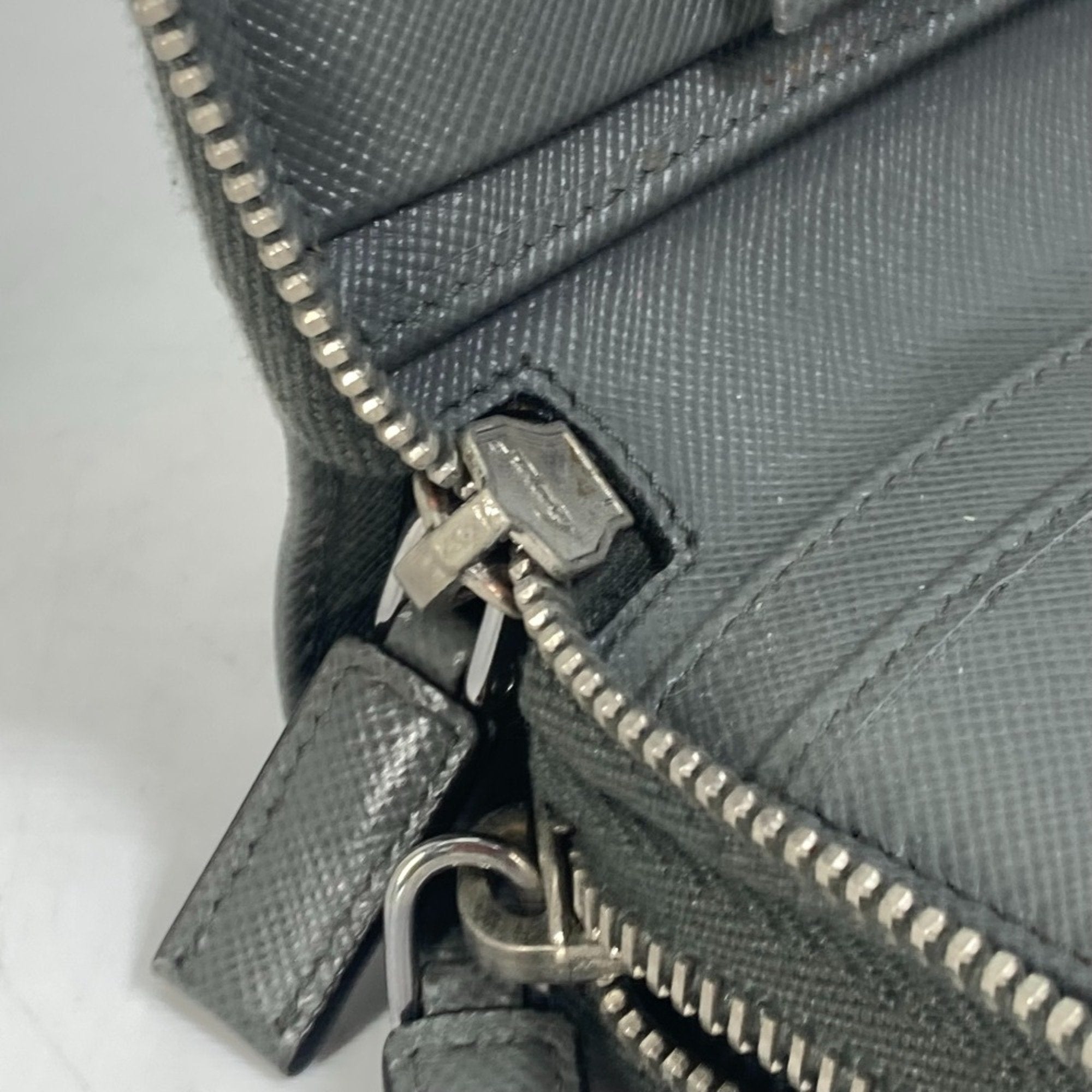Prada Gray Other Long Wallet (Bi-Fold) (Pre-Owned)