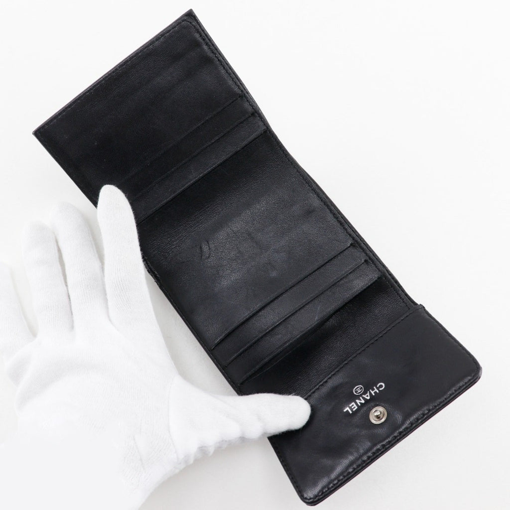 Chanel Black Patent Leather Wallet (Tri-Fold) (Pre-Owned)