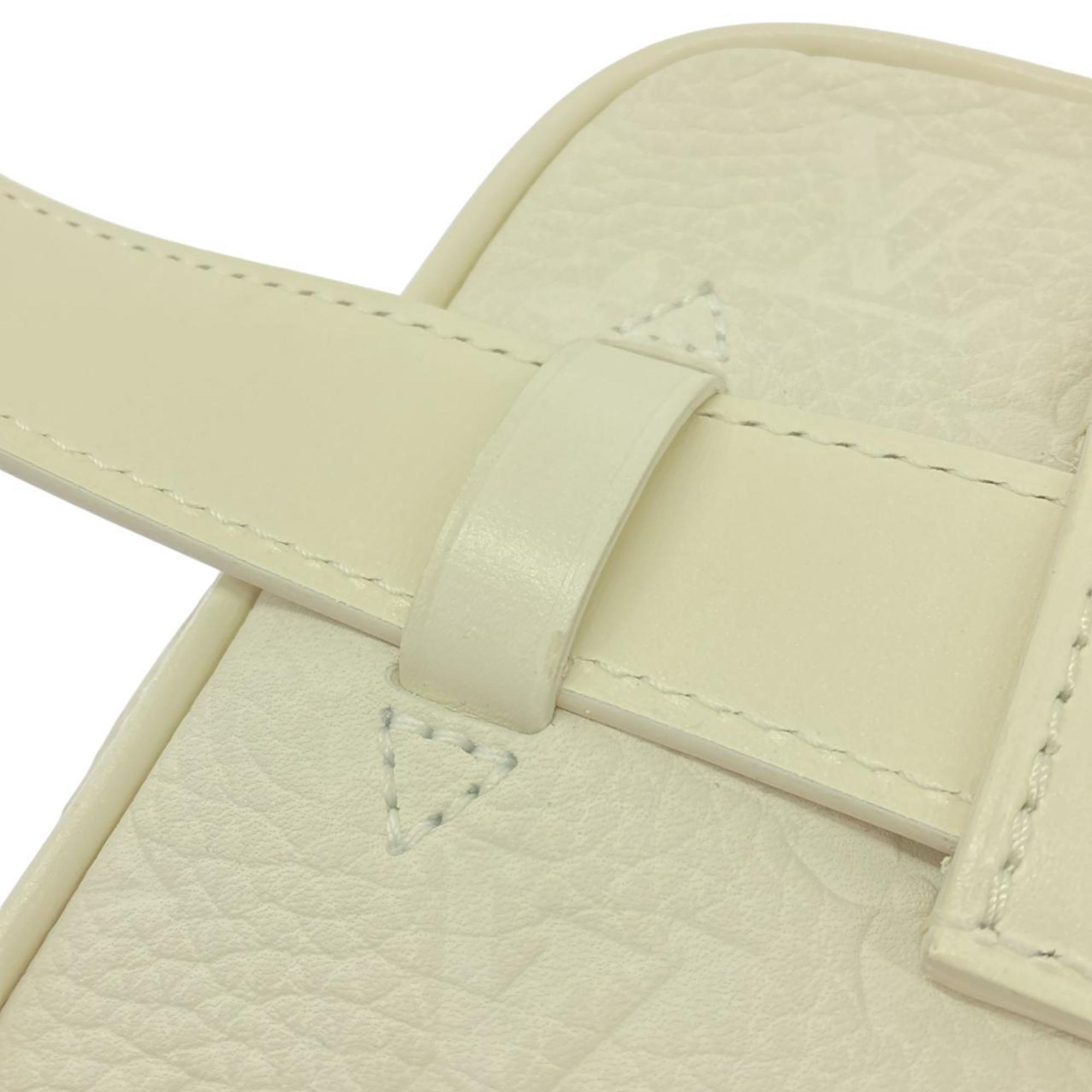 Louis Vuitton White Leather Shoulder Bag (Pre-Owned)
