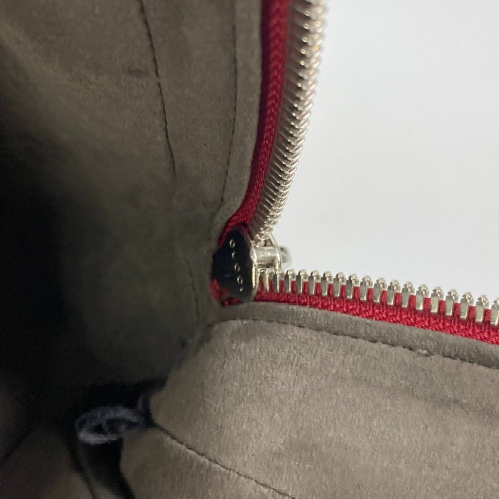 Gucci Red Color Leather Backpack (Pre-Owned)