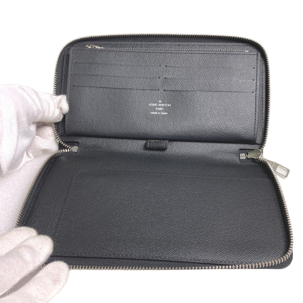 Louis Vuitton Noir Epi Leather Long Wallet (Bi-Fold) (Pre-Owned)