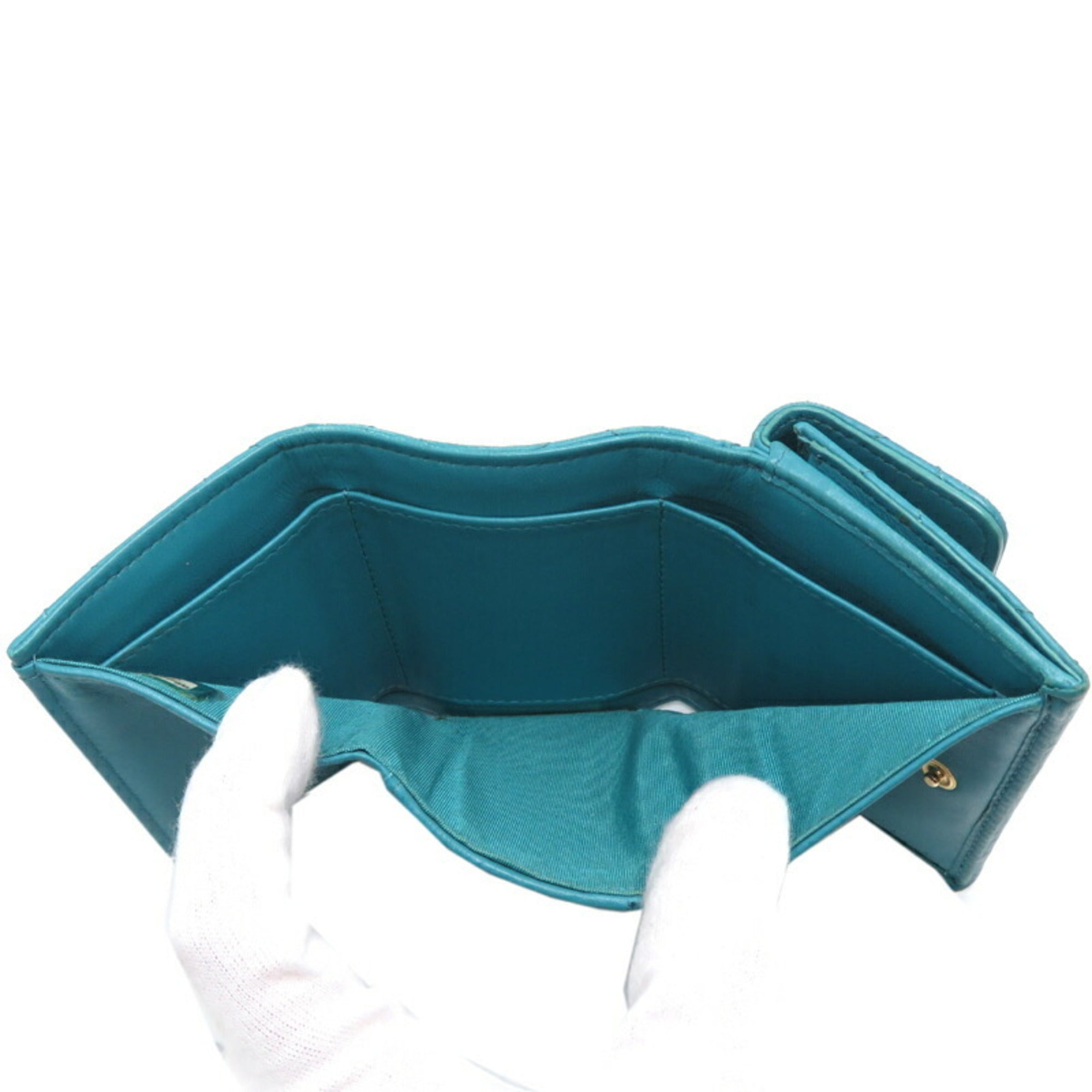 Chanel Blue Turquoise Leather Wallet (Tri-Fold) (Pre-Owned)
