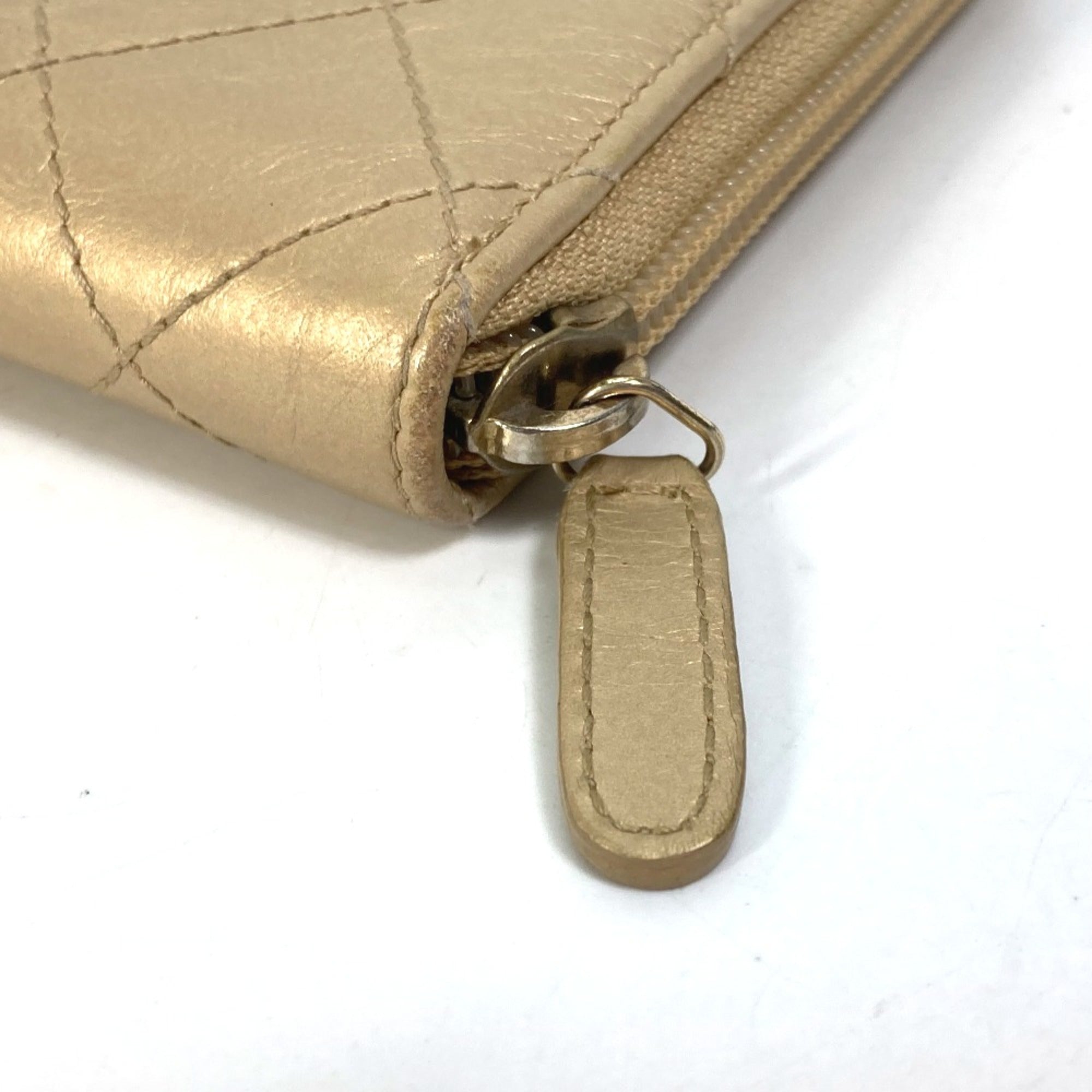 Chanel Gold Leather Long Wallet (Bi-Fold) (Pre-Owned)