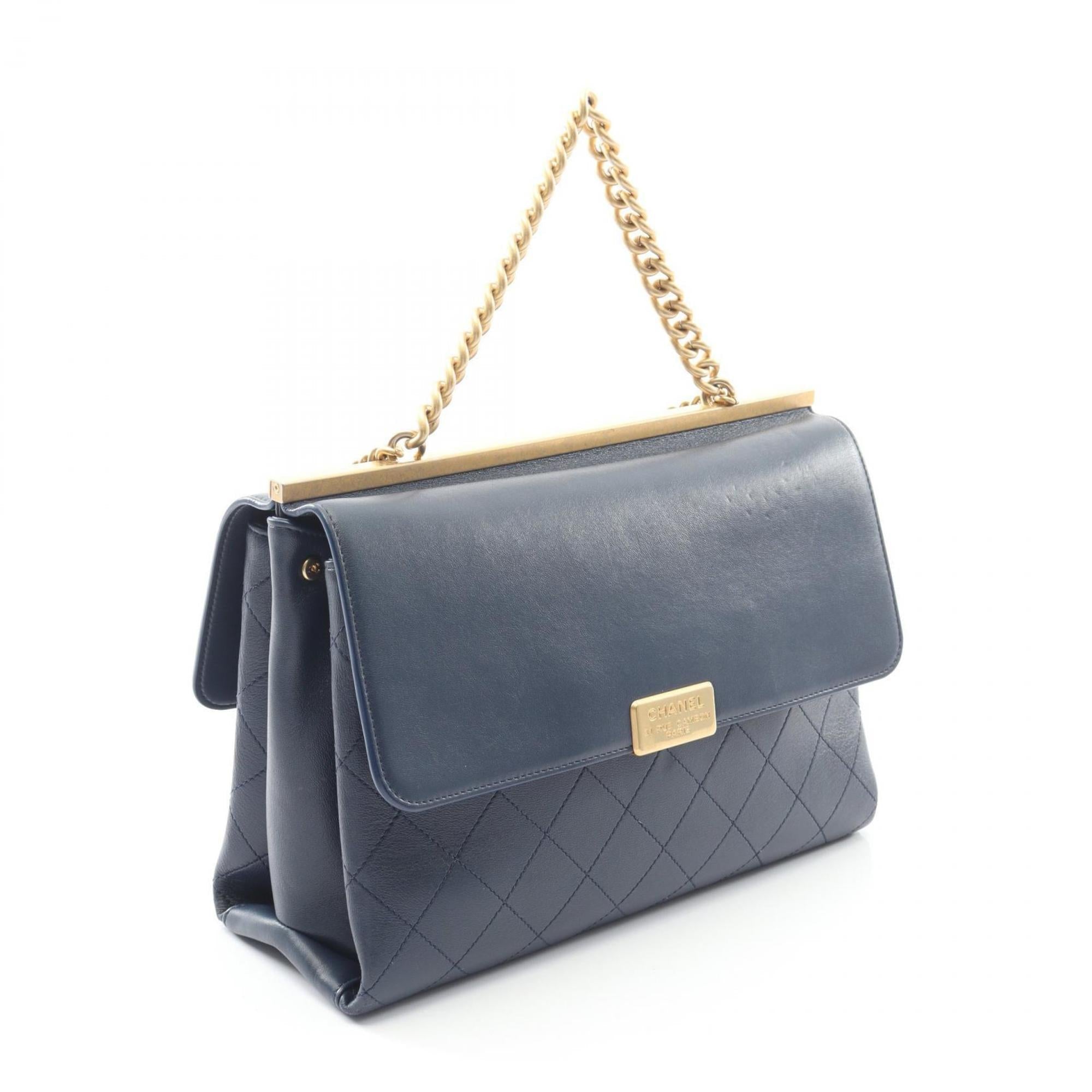 Chanel Navy Leather Shoulder Bag (Pre-Owned)
