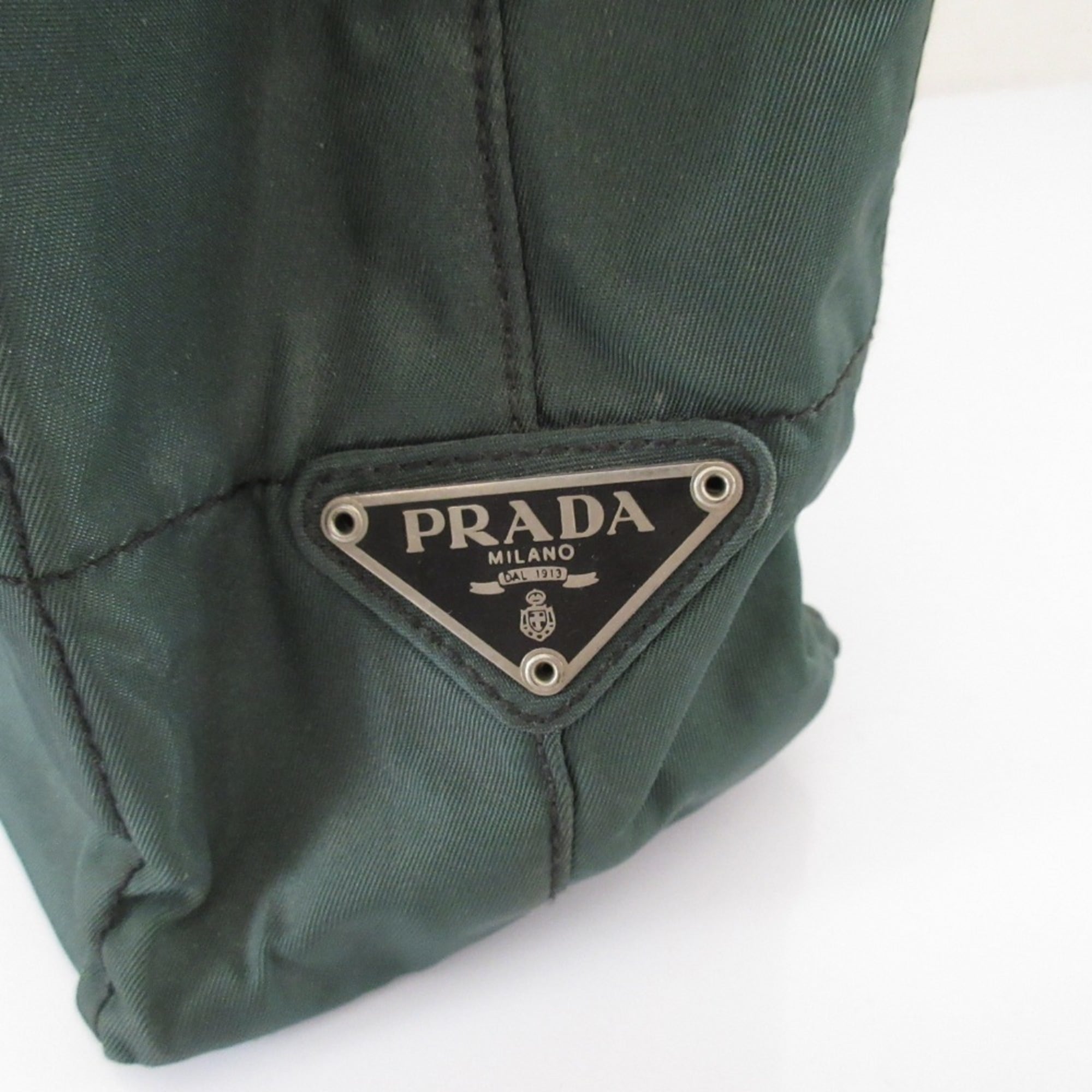 Prada Green Quilting Shoulder Bag (Pre-Owned)