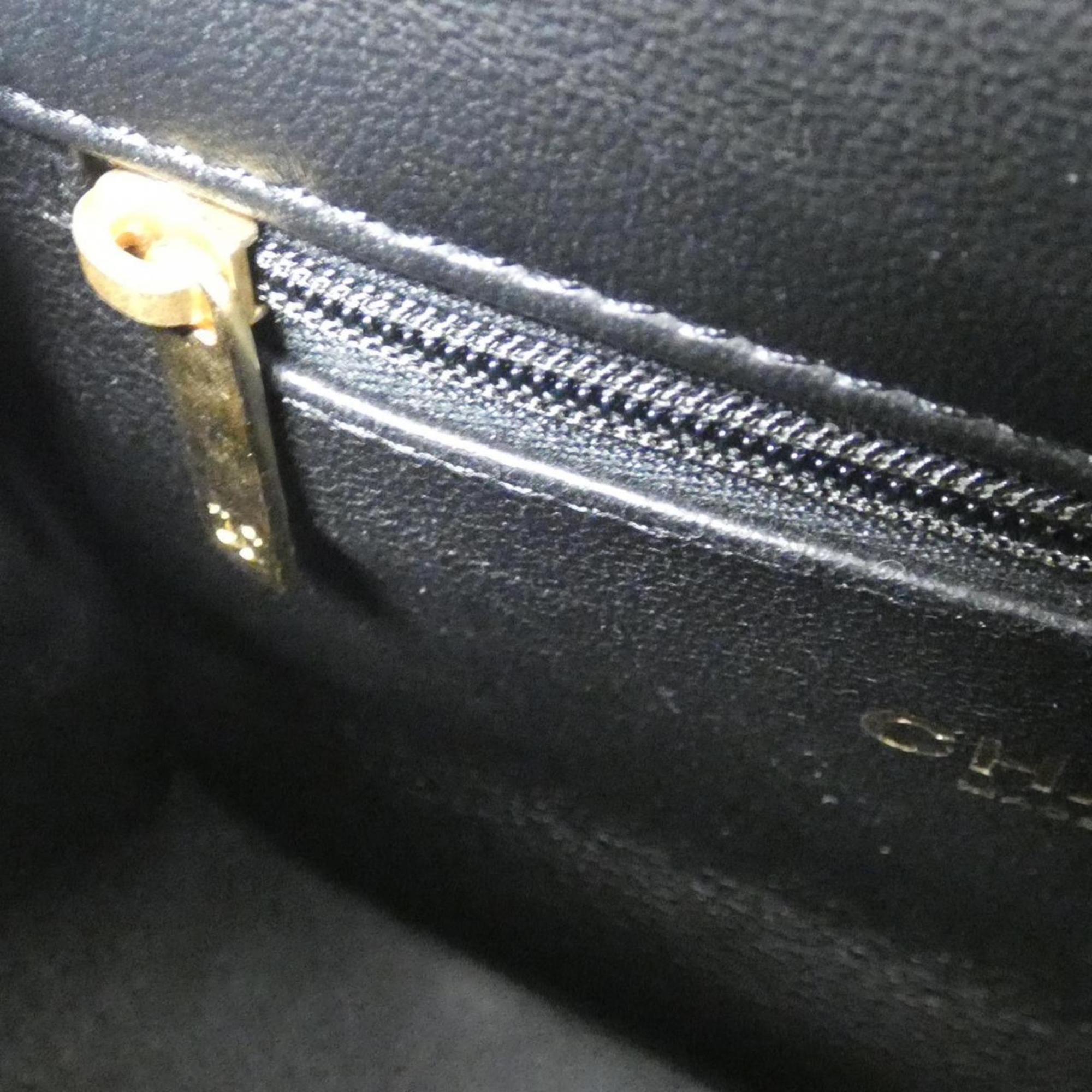 Chanel Black Leather Handbag (Pre-Owned)