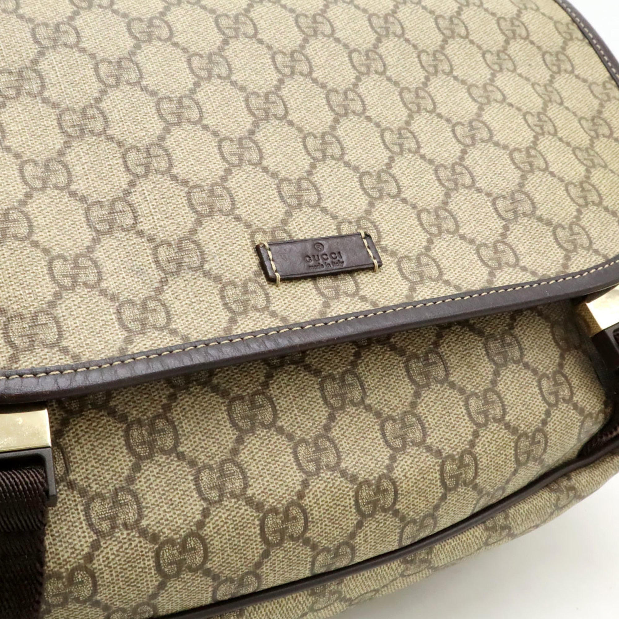 Gucci Gg Plus Beige Gg Supreme Shoulder Bag (Pre-Owned)