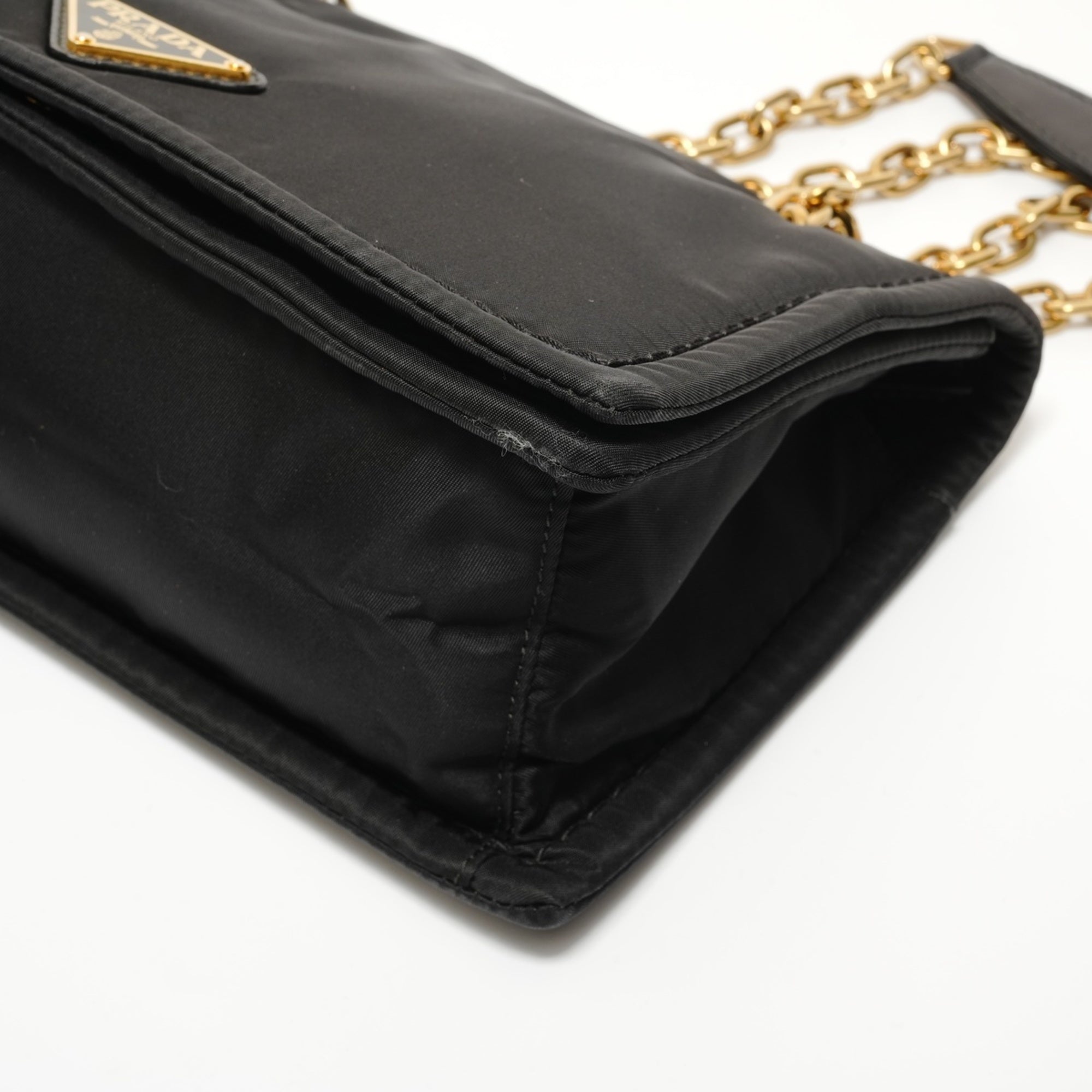 Prada Black Nylon Shoulder Bag (Pre-Owned)