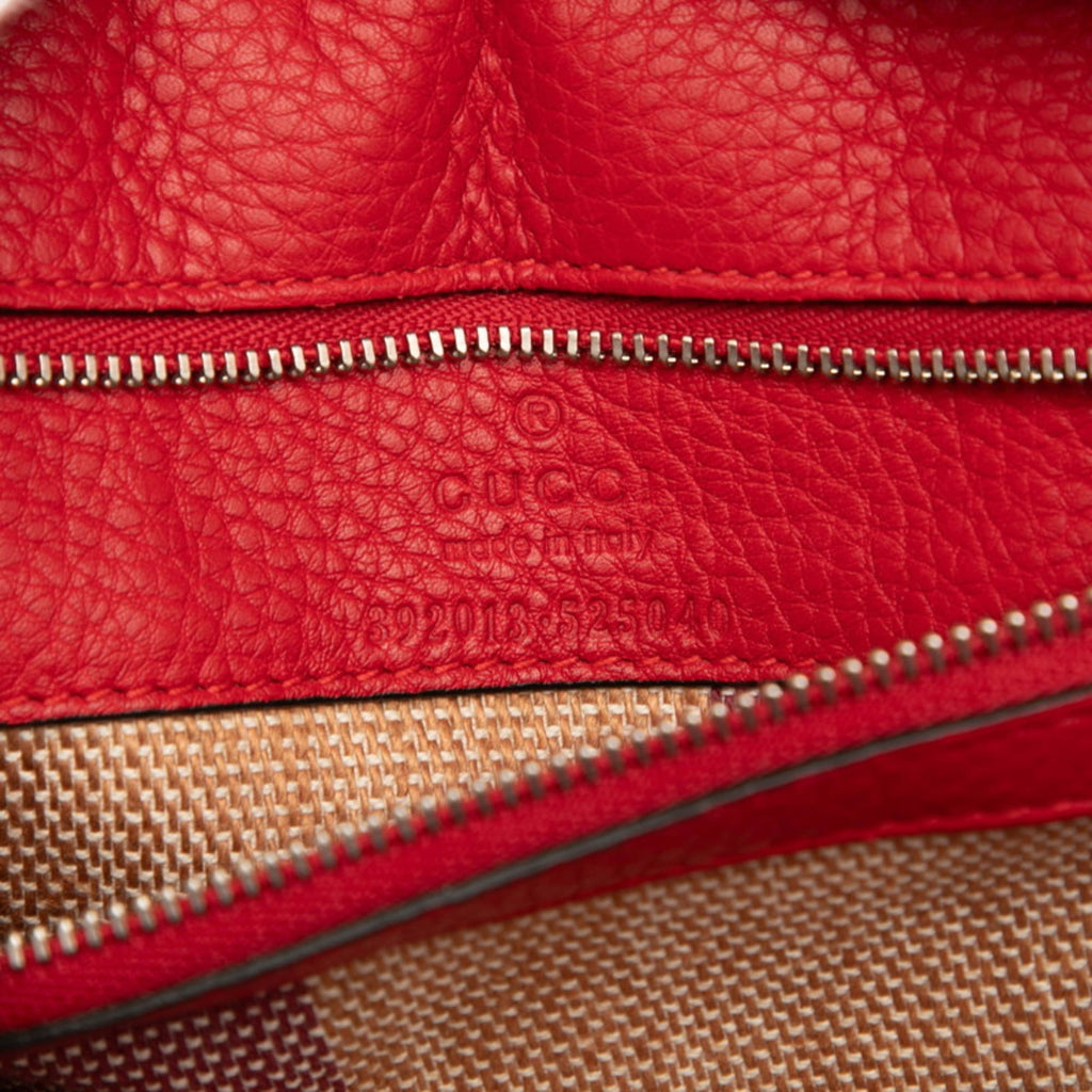 Gucci Red Color Leather Handbag Shoulder Bag (Pre-Owned)