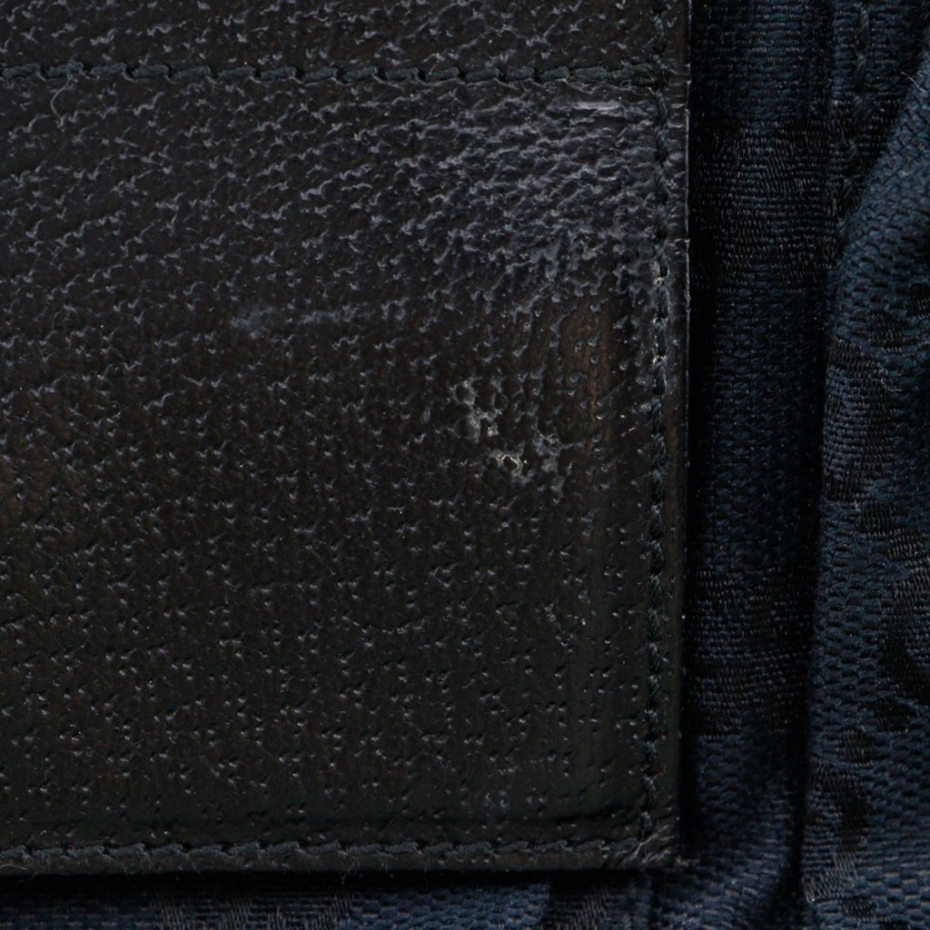 Gucci Gg Canvas Black Gg Canvas Sling Bag (Pre-Owned)