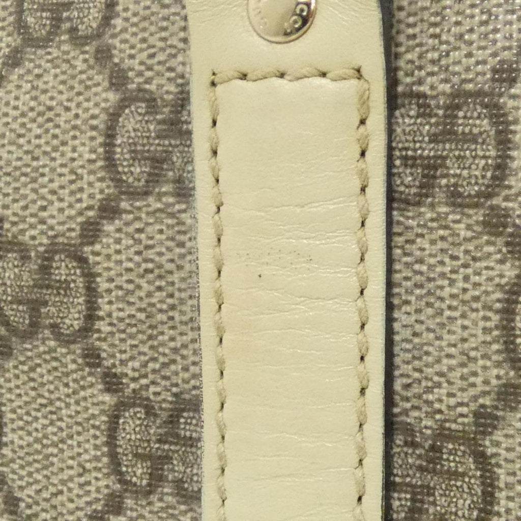 Gucci Beige Ivory Gg Plus Handbag (Pre-Owned)