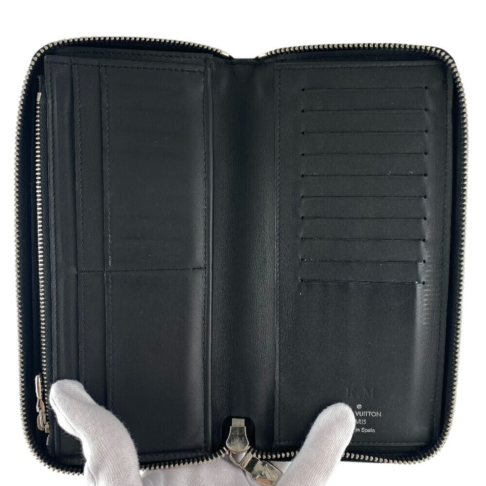 Louis Vuitton Black Leather Long Wallet (Bi-Fold) (Pre-Owned)