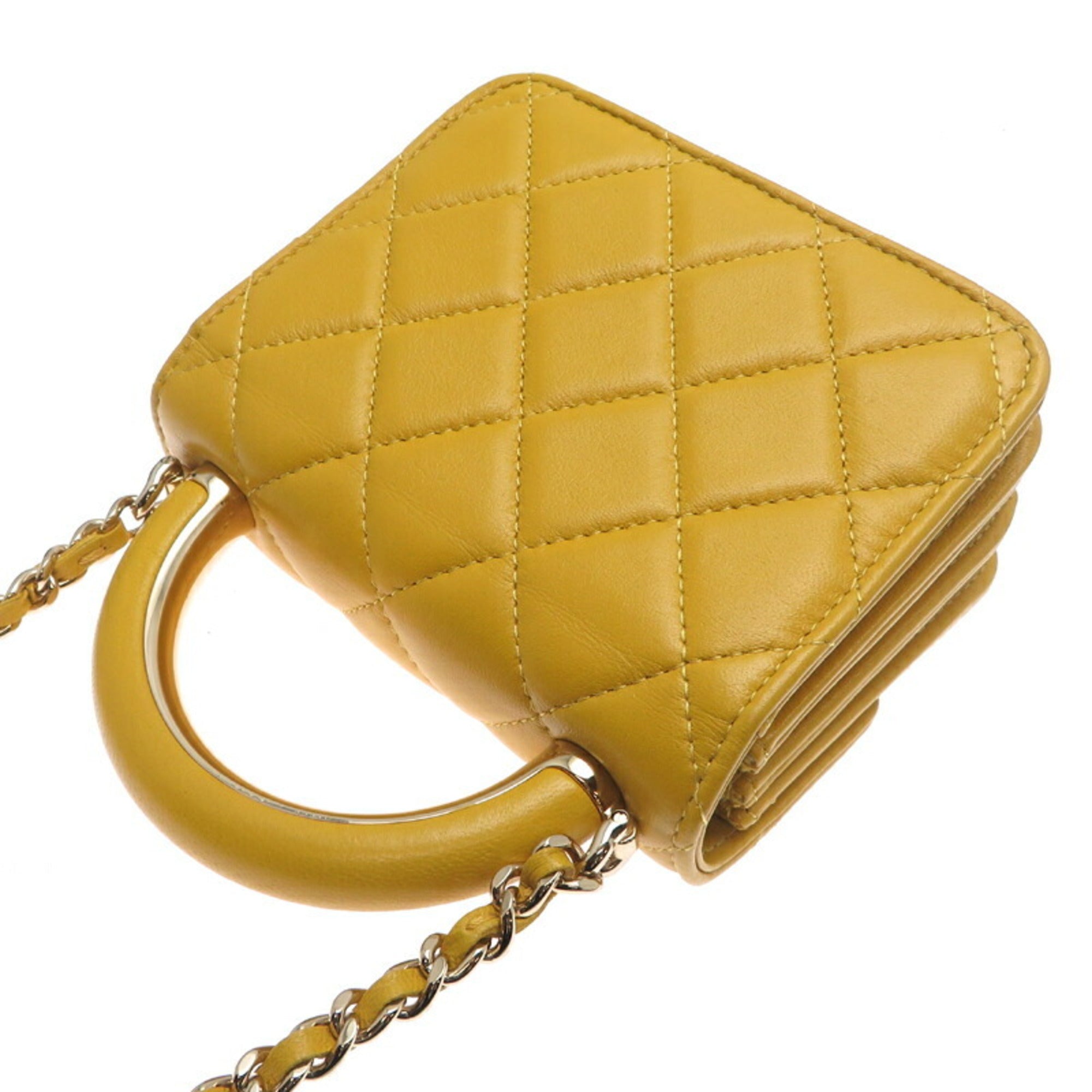Chanel Yellow Leather Shoulder Bag (Pre-Owned)
